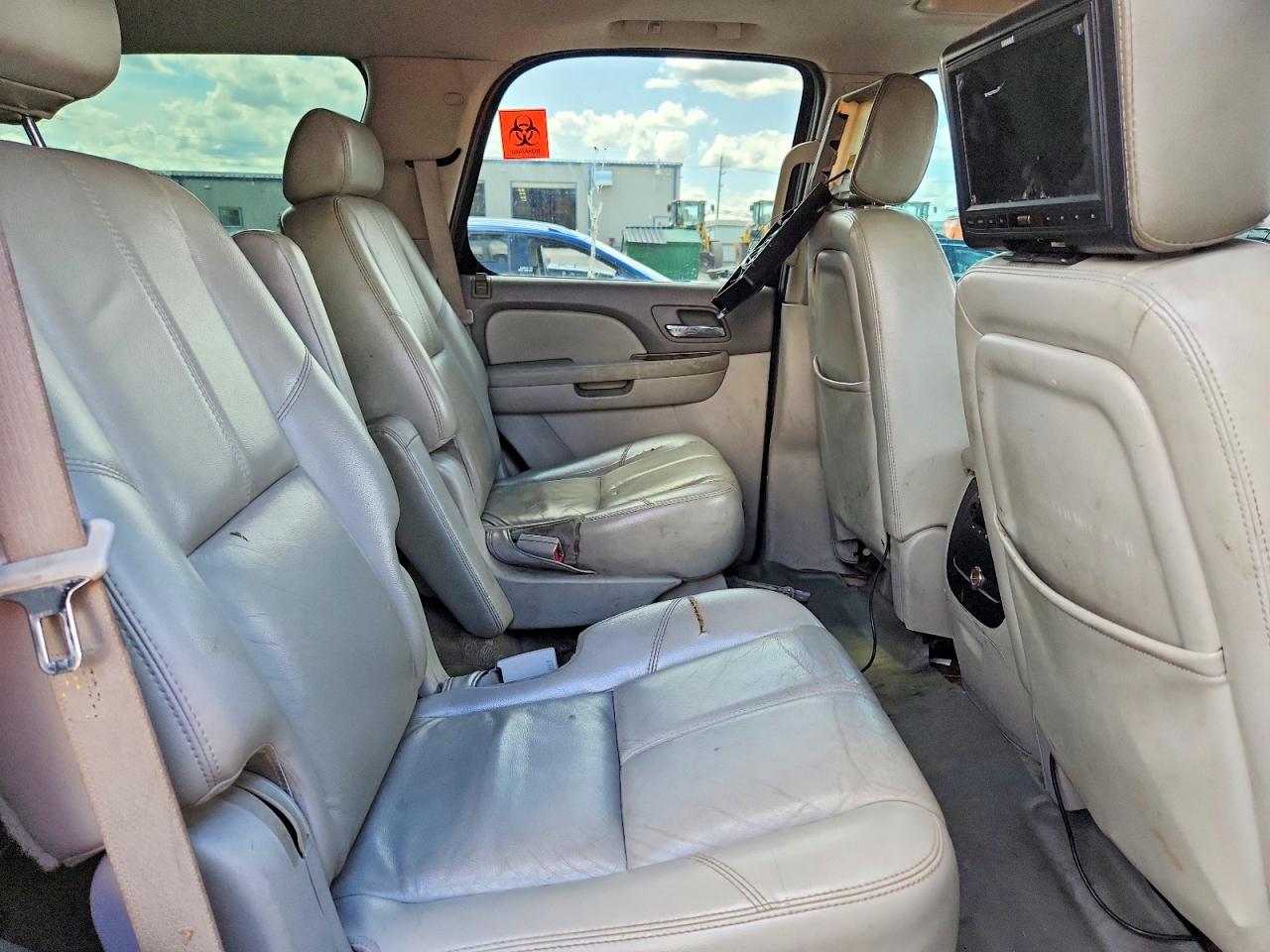 2007 Chevrolet Tahoe K1500 Black vin: 1GNFK130X7R104840