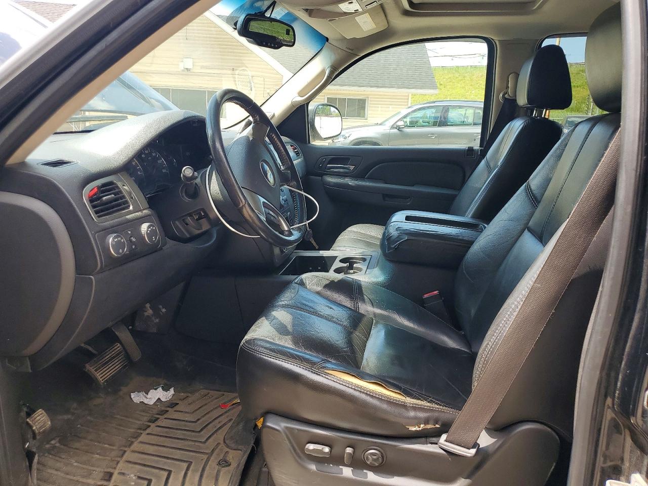 2007 Chevrolet Tahoe K1500 Black vin: 1GNFK130X7R319022