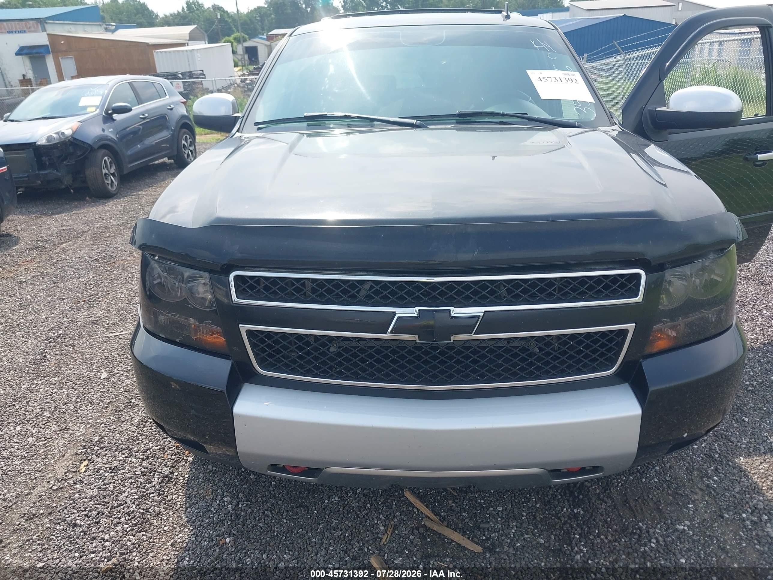 2007 Chevrolet Tahoe Lt Black vin: 1GNFK130X7R359746