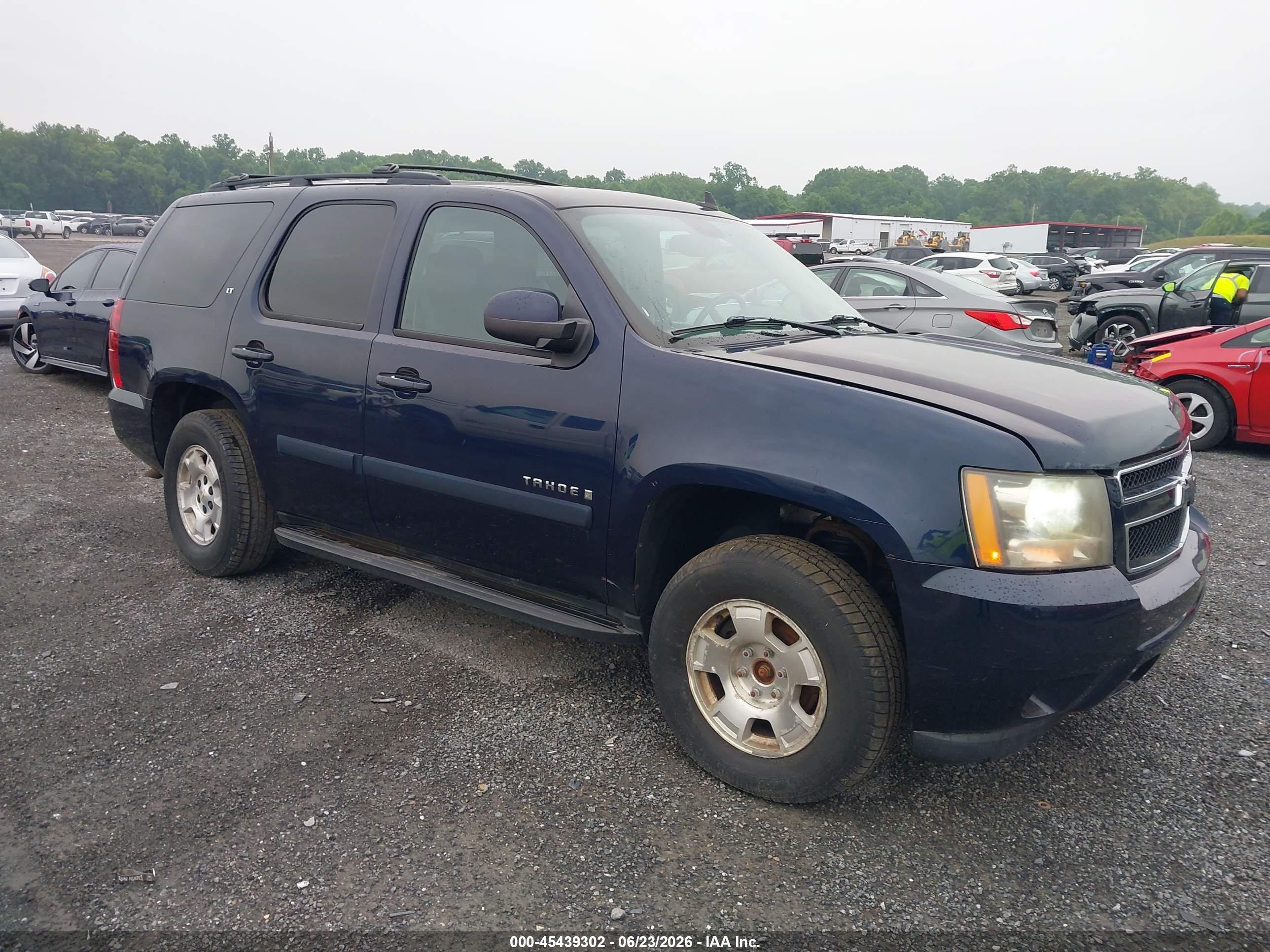 2008 Chevrolet Tahoe Lt Blue vin: 1GNFK130X8R135510