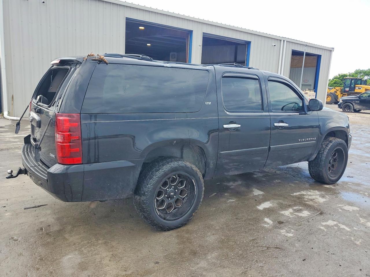 2007 Chevrolet Suburban K1500 Черный vin: 1GNFK16307J348405