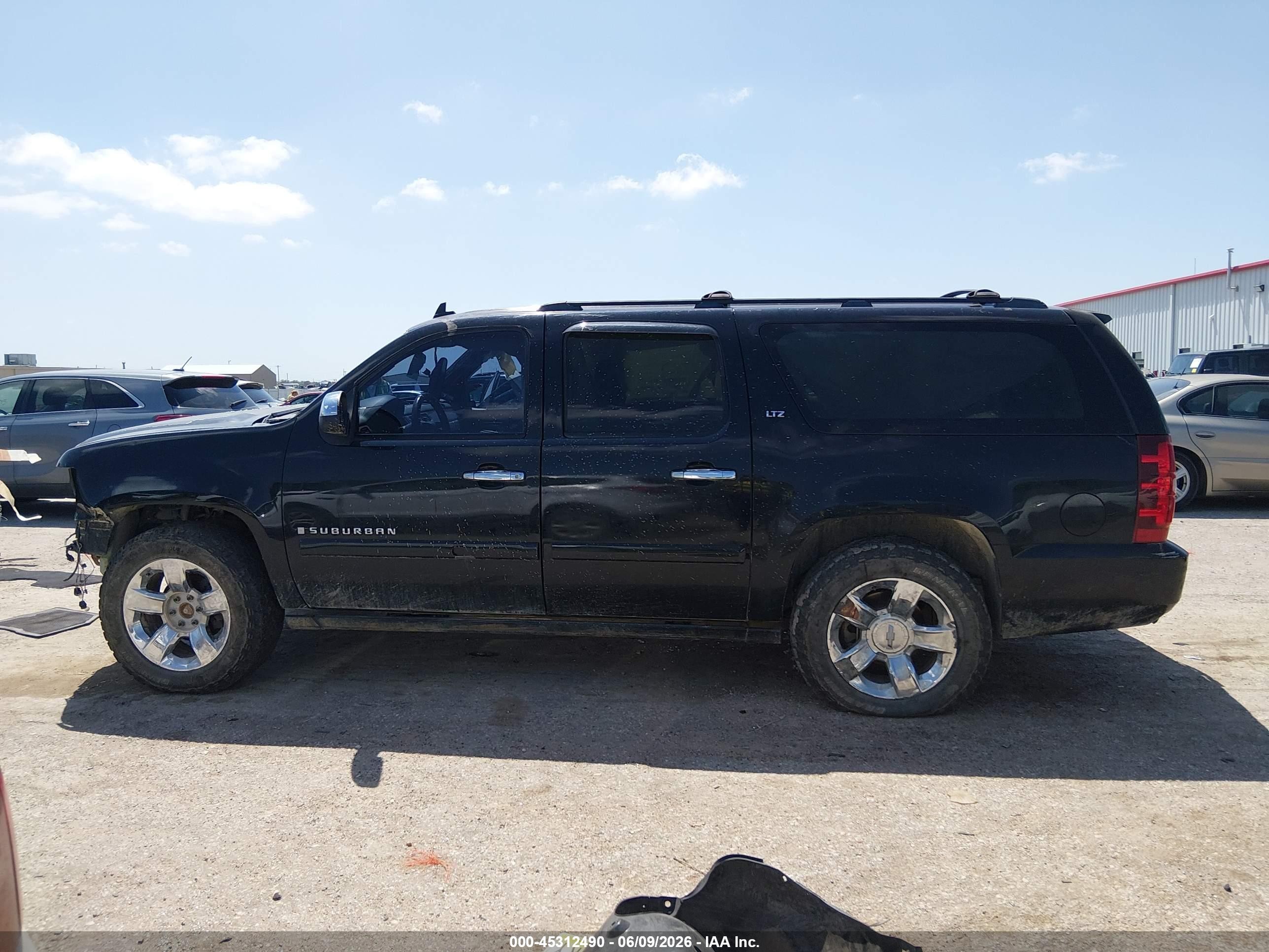 2007 Chevrolet Suburban 1500 Ltz Black vin: 1GNFK16327J358417