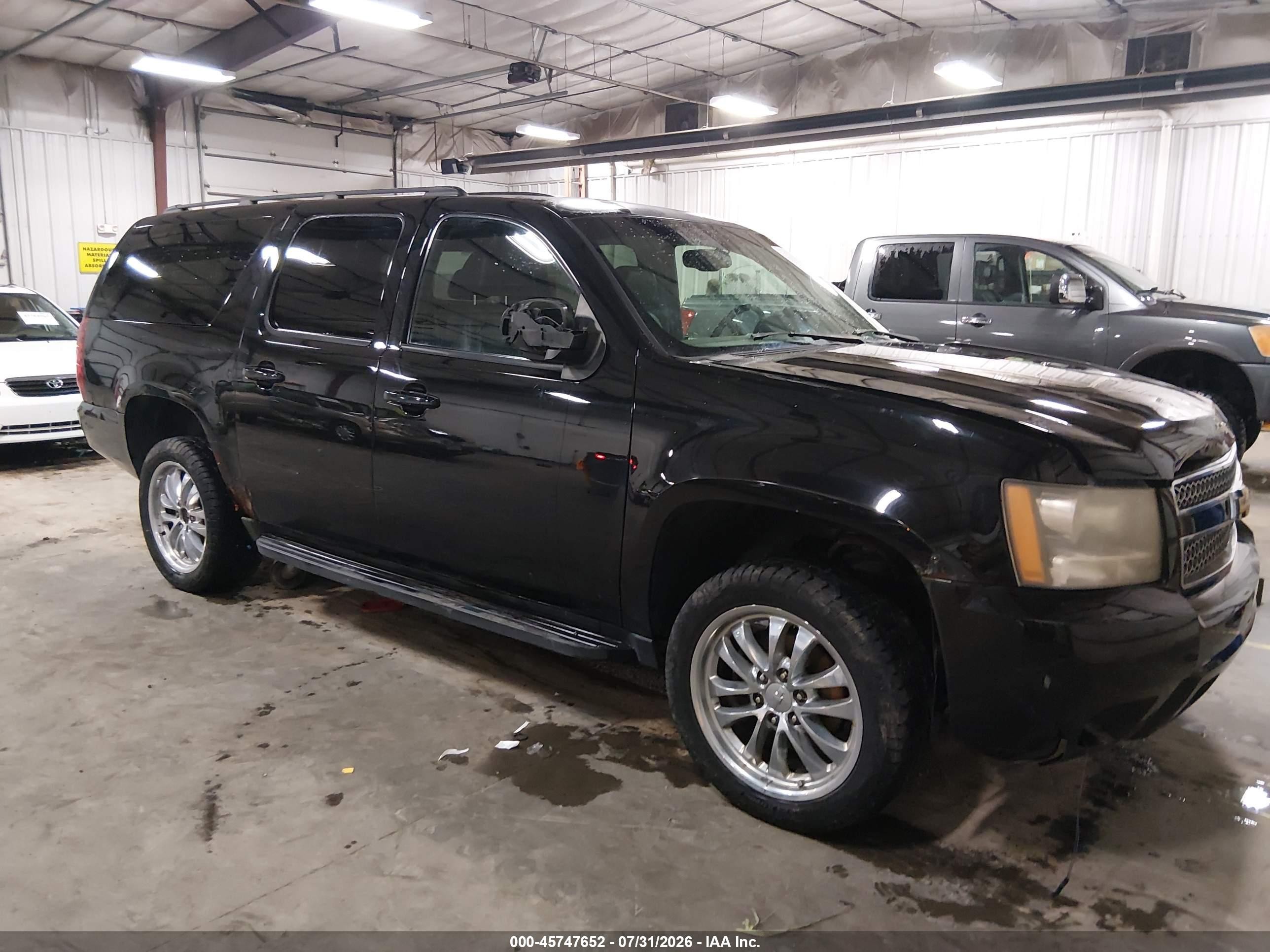 2008 Chevrolet Suburban 1500 Lt Black vin: 1GNFK16328J154010