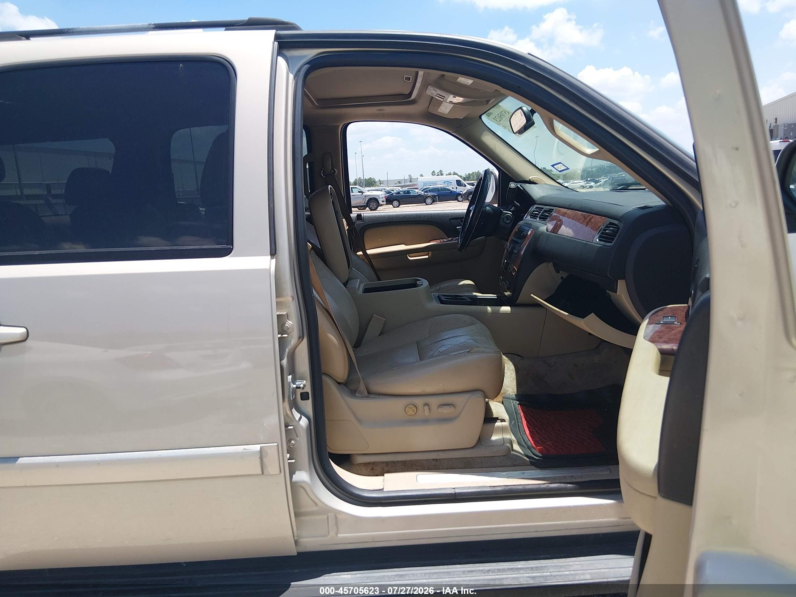 2007 Chevrolet Suburban Lt Tan vin: 1GNFK16337J173115