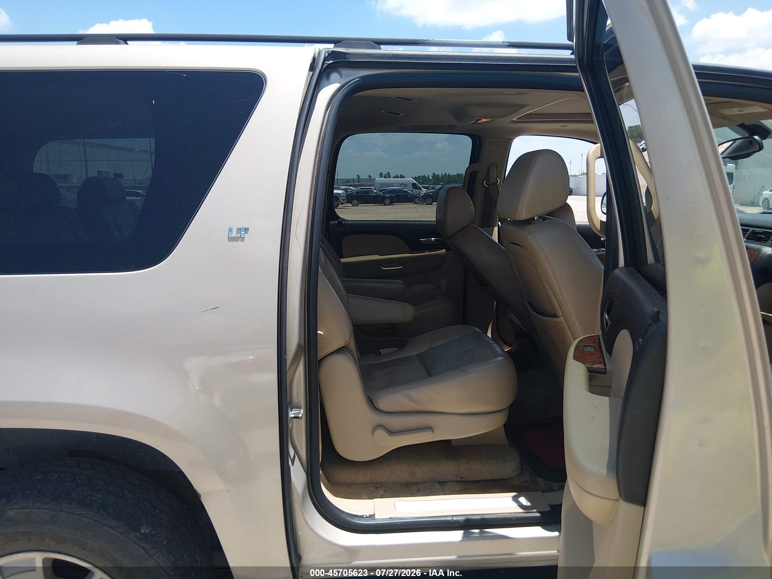 2007 Chevrolet Suburban Lt Tan vin: 1GNFK16337J173115