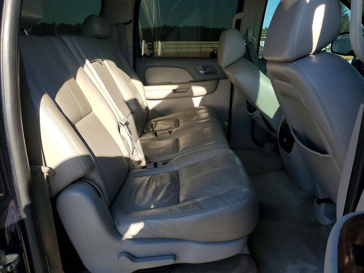 2008 Chevrolet Suburban K1500 Ls Blue vin: 1GNFK16358J116805