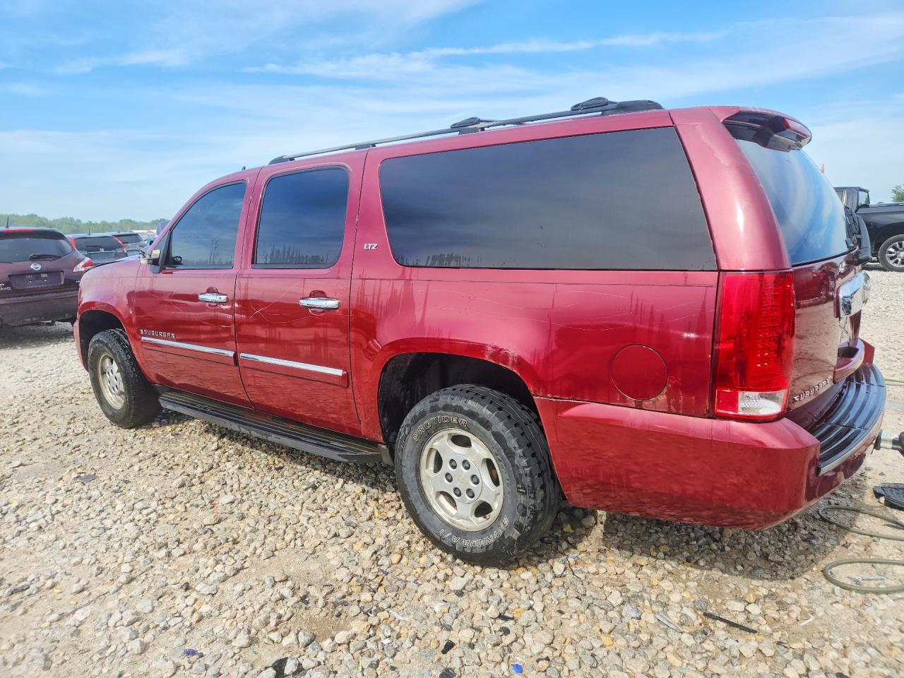 2007 Chevrolet Suburban K1500 Burgundy vin: 1GNFK16367J267778