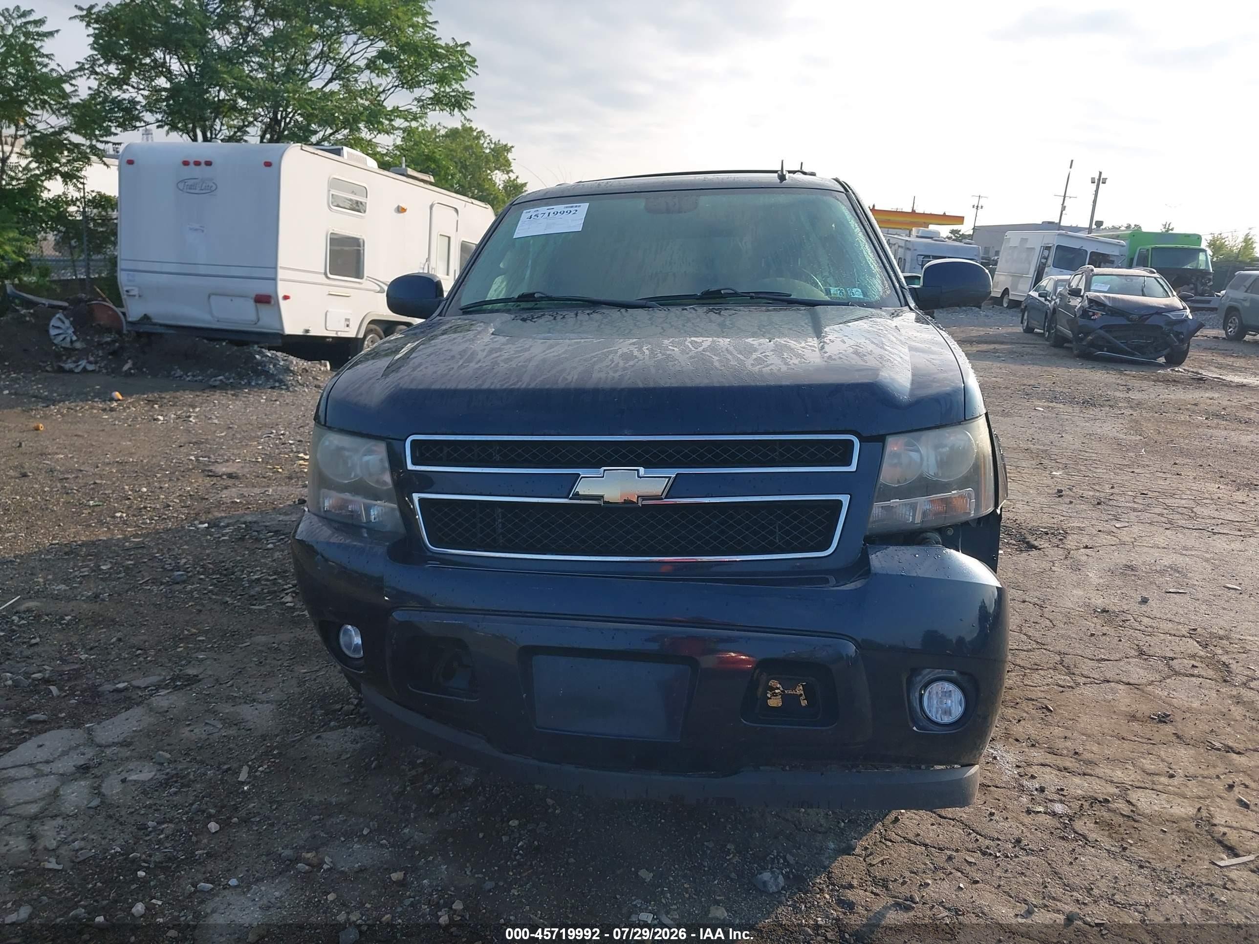 2008 Chevrolet Suburban 1500 Lt Dark Blue vin: 1GNFK16368J245488