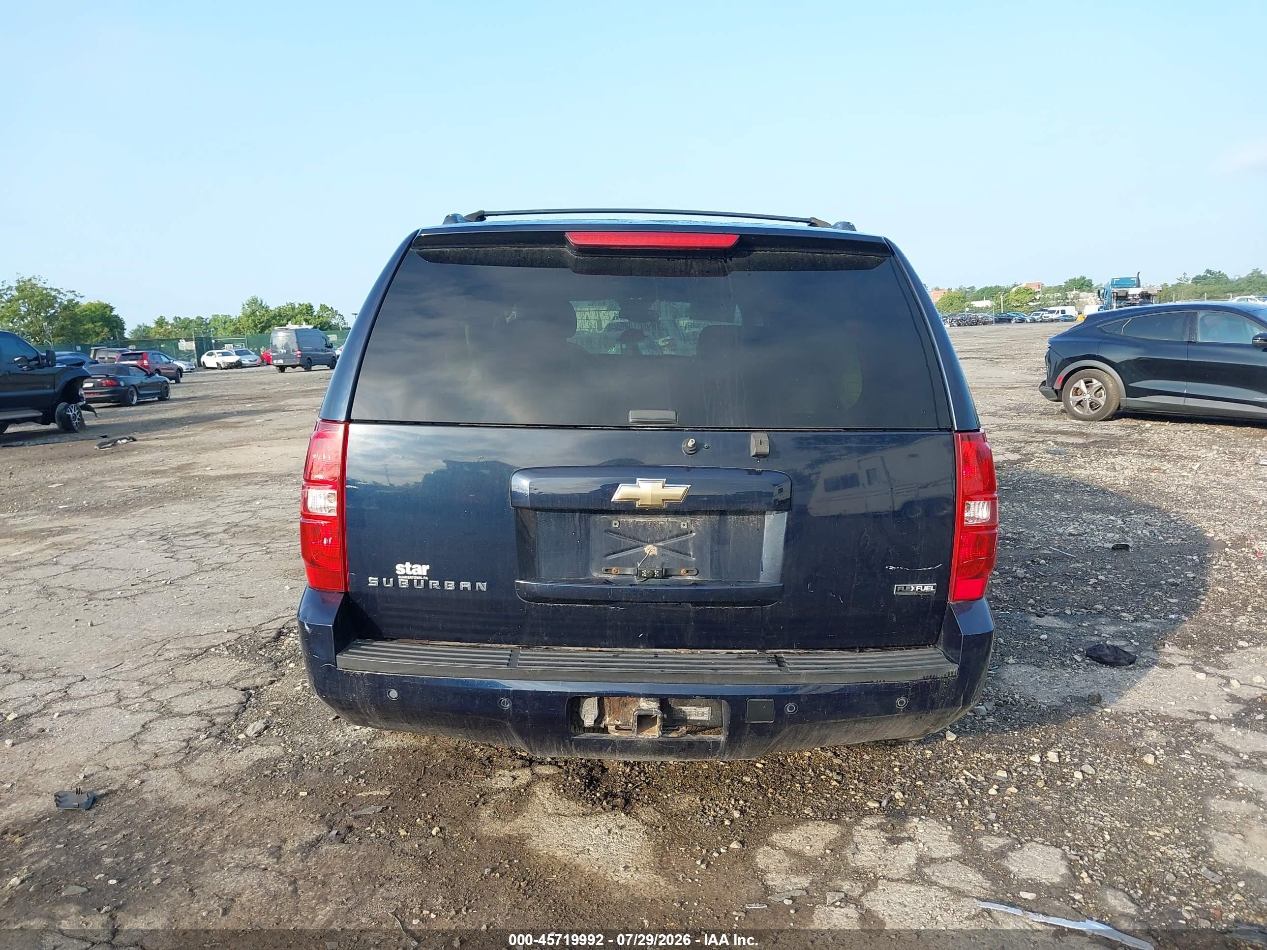 2008 Chevrolet Suburban 1500 Lt Dark Blue vin: 1GNFK16368J245488