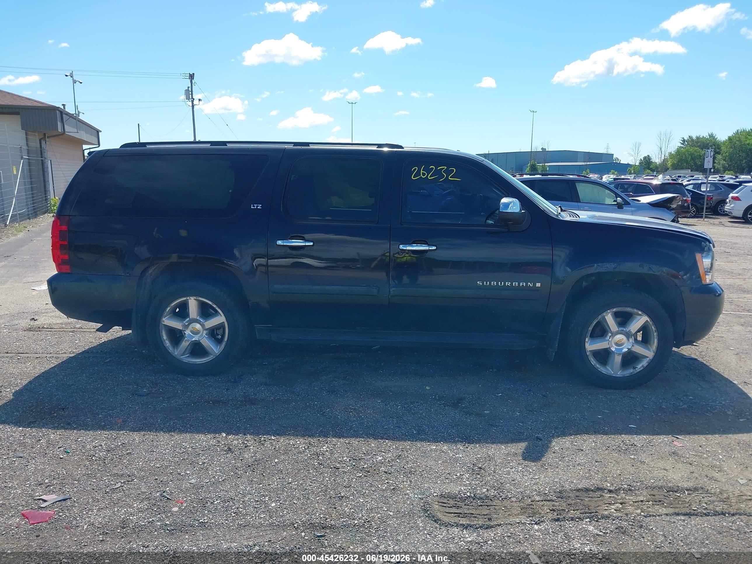 2008 Chevrolet Suburban 1500 Ltz Black vin: 1GNFK16378R105600