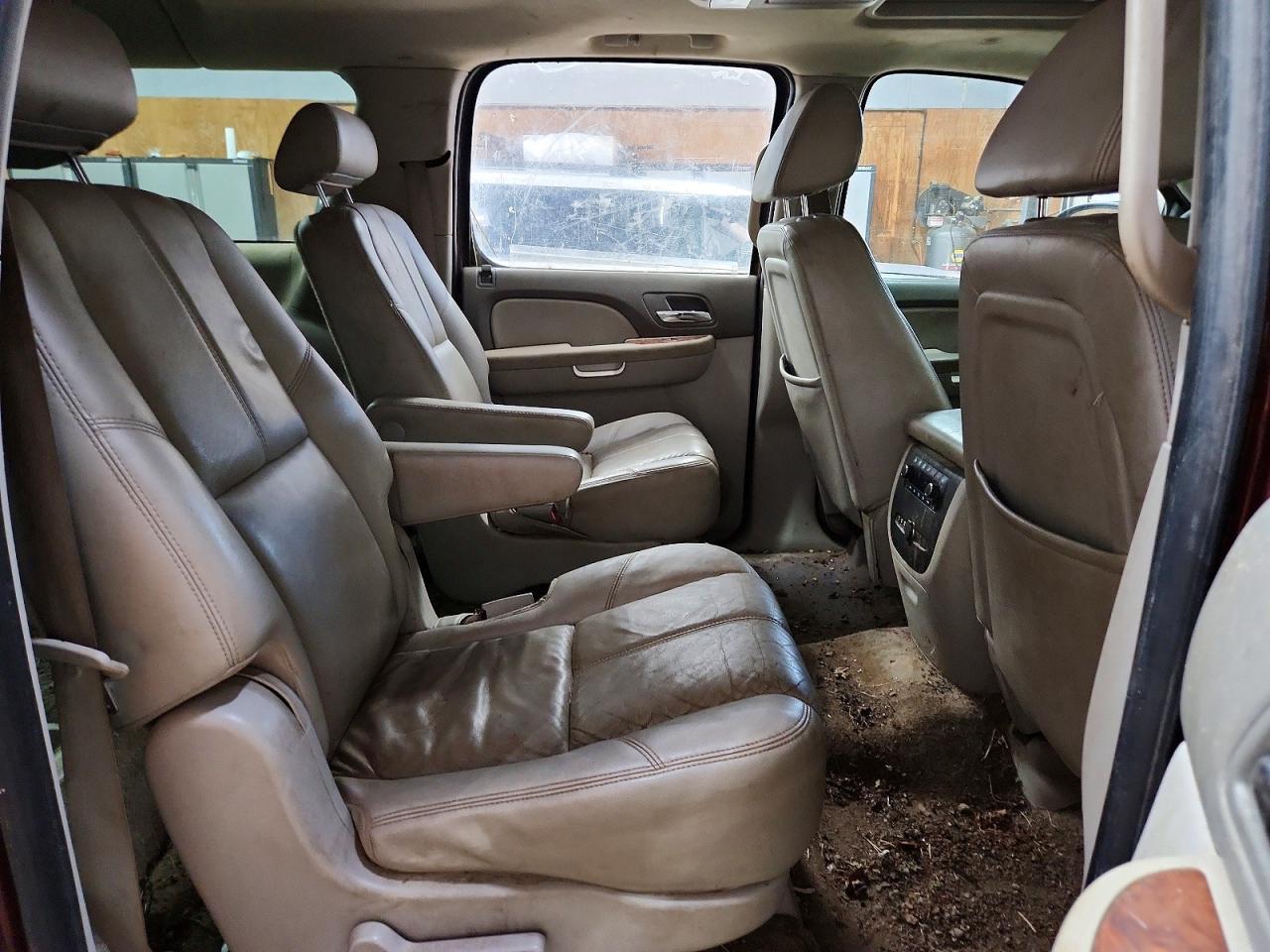 2008 Chevrolet Suburban K1500 Ls Burgundy vin: 1GNFK16388J232595