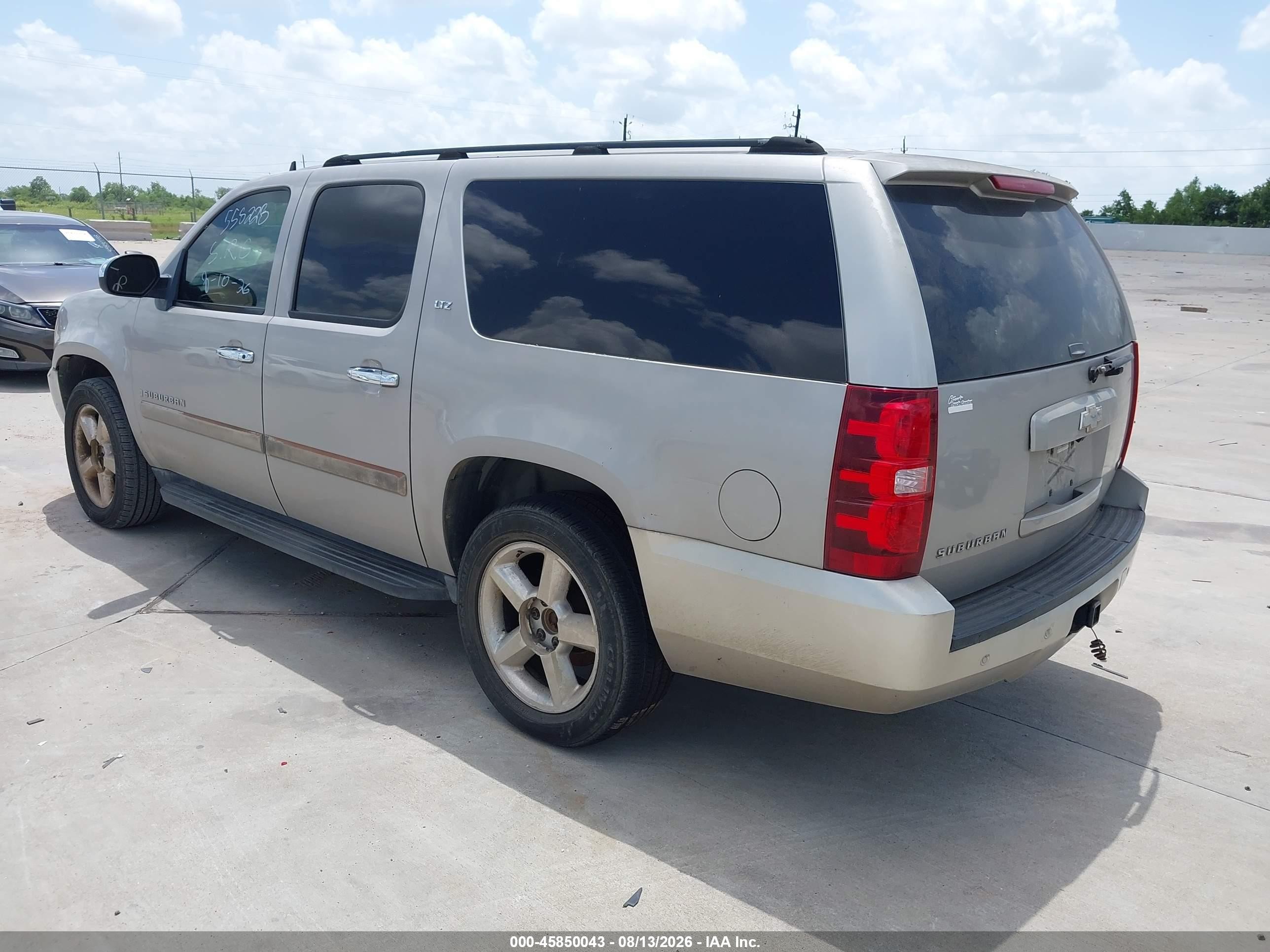 2007 Chevrolet Suburban Ltz Silver vin: 1GNFK16397J276958