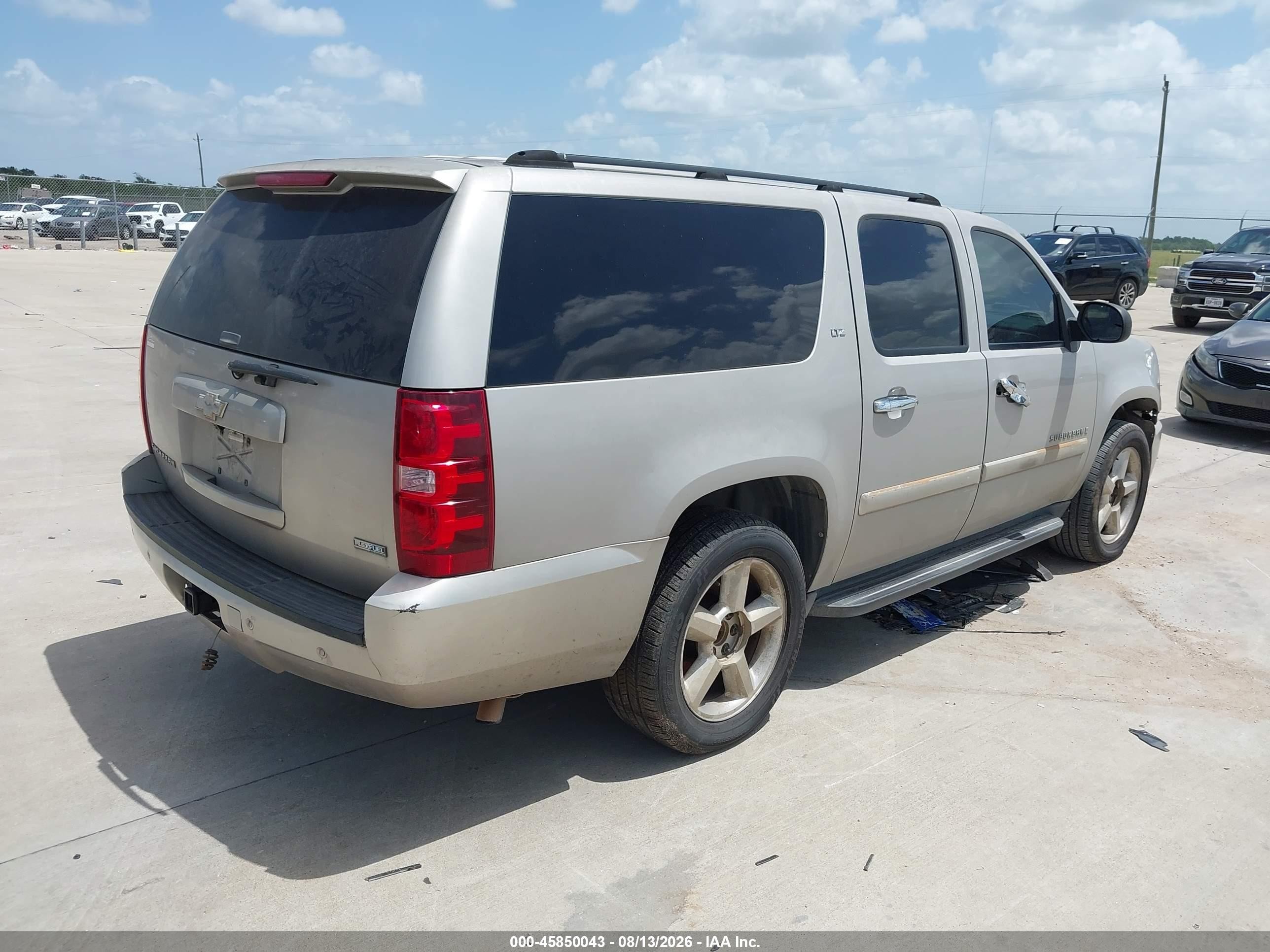 2007 Chevrolet Suburban Ltz Silver vin: 1GNFK16397J276958