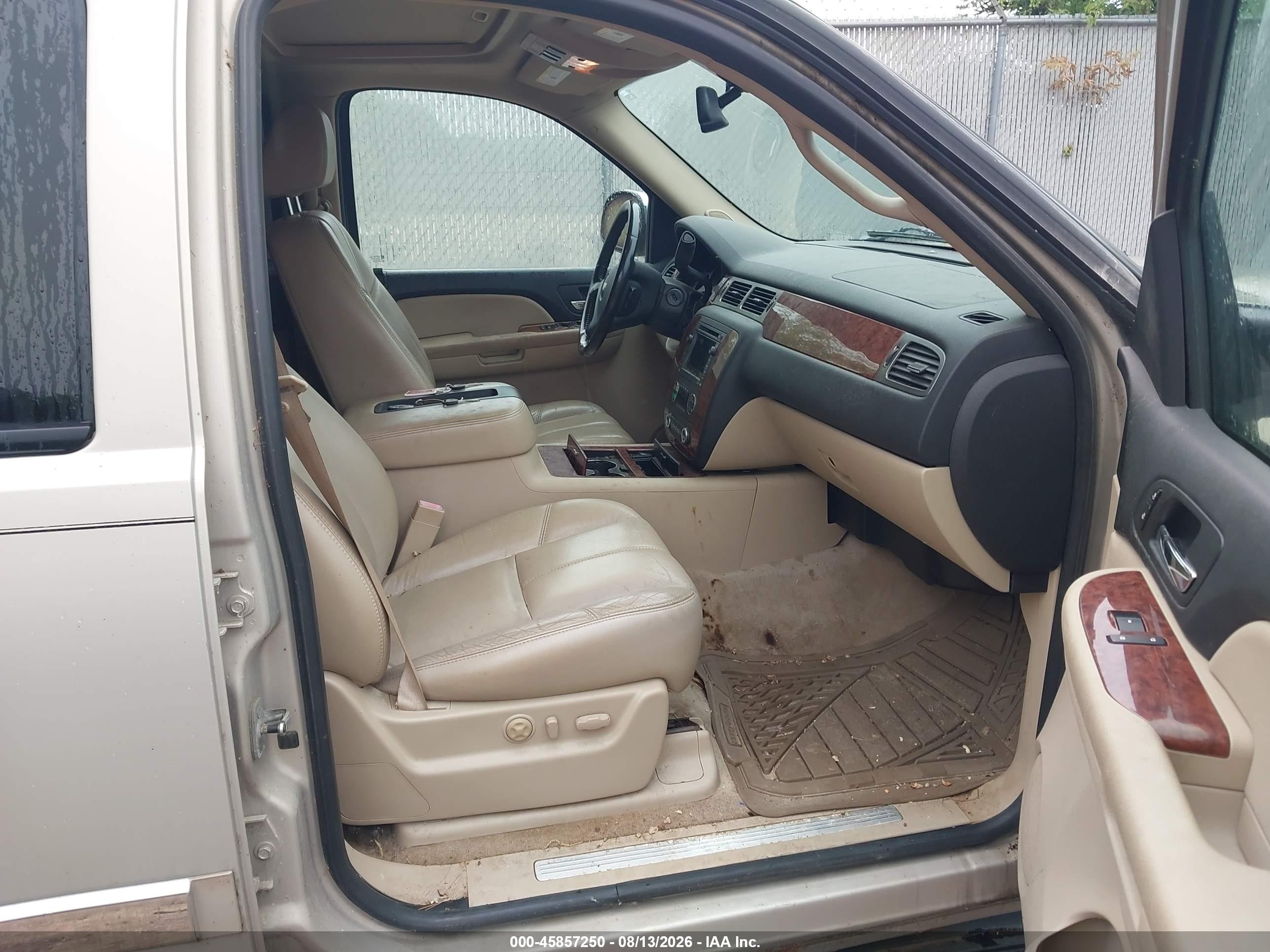2007 Chevrolet Suburban Ltz Gold vin: 1GNFK16397J365199