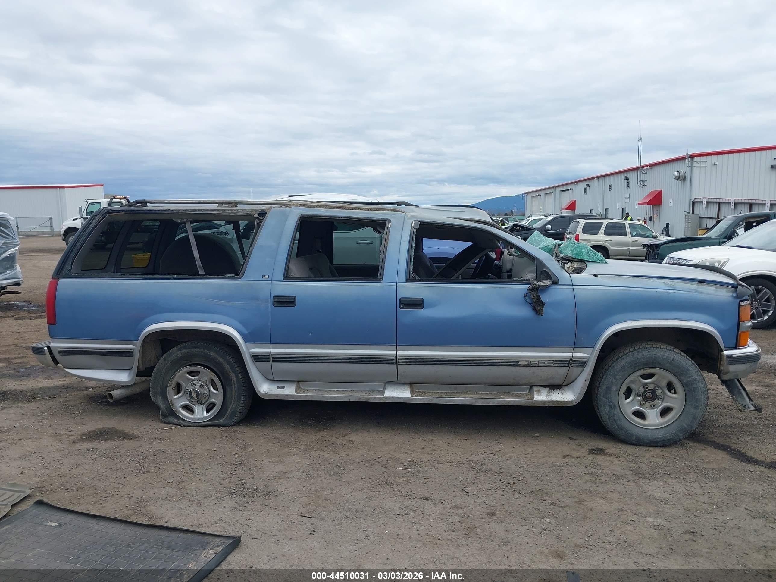 1995 Chevrolet Suburban K1500 Blue vin: 1GNFK16K2SJ370082