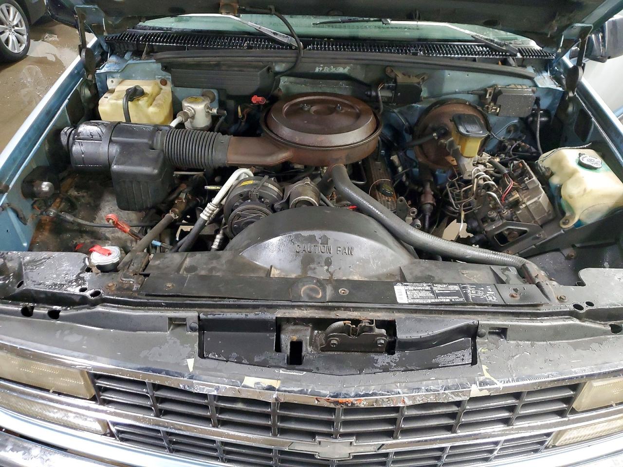 1993 Chevrolet Suburban K1500 Two Tone vin: 1GNFK16K3PJ405154