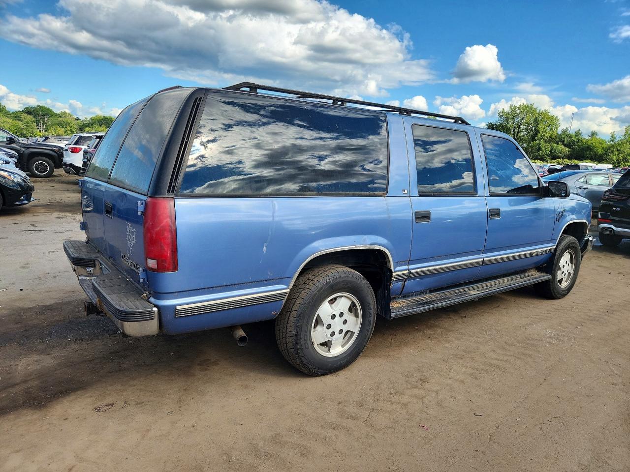 1995 Chevrolet Suburban K1500 Blue vin: 1GNFK16K3SJ430788