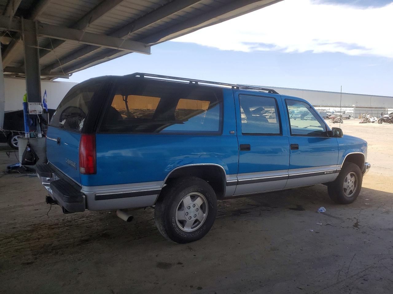 1992 Chevrolet Suburban K1500 Blue vin: 1GNFK16K5NJ322905