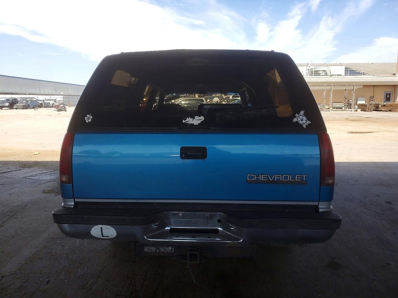 1992 Chevrolet Suburban K1500 Blue vin: 1GNFK16K5NJ322905