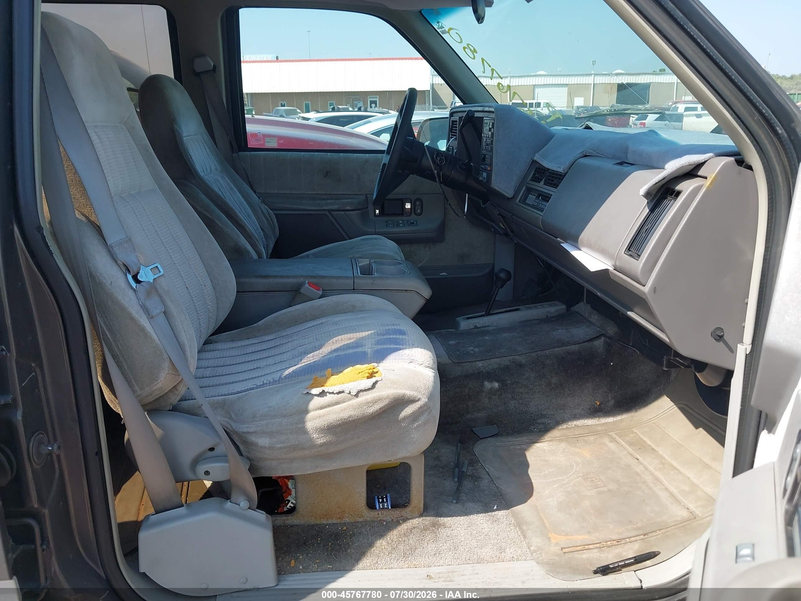 1993 Chevrolet Suburban K1500 Gray vin: 1GNFK16K7PJ403987