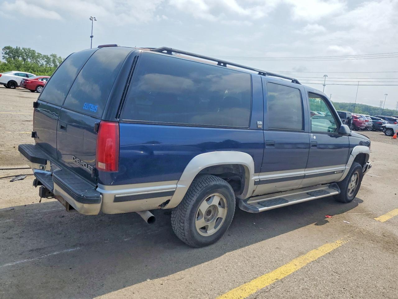 1994 Chevrolet Suburban K1500 Blue vin: 1GNFK16K7RJ420372