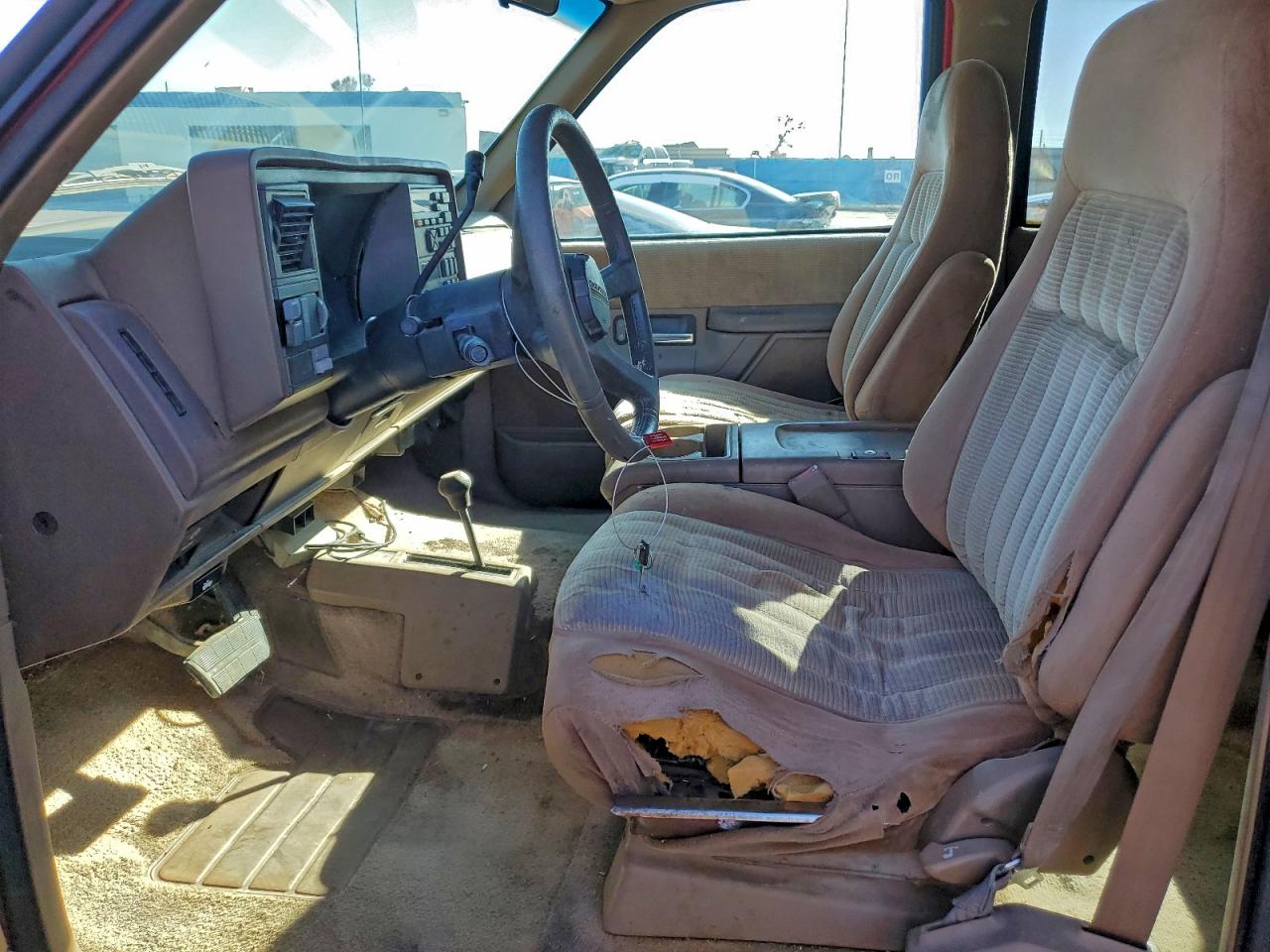 1994 Chevrolet Suburban K1500 Red vin: 1GNFK16K9RJ334433