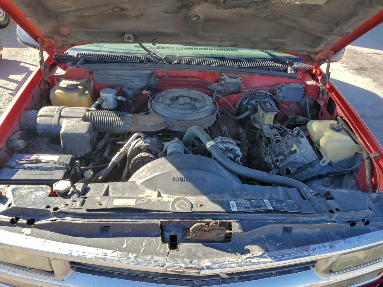1994 Chevrolet Suburban K1500 Red vin: 1GNFK16K9RJ334433