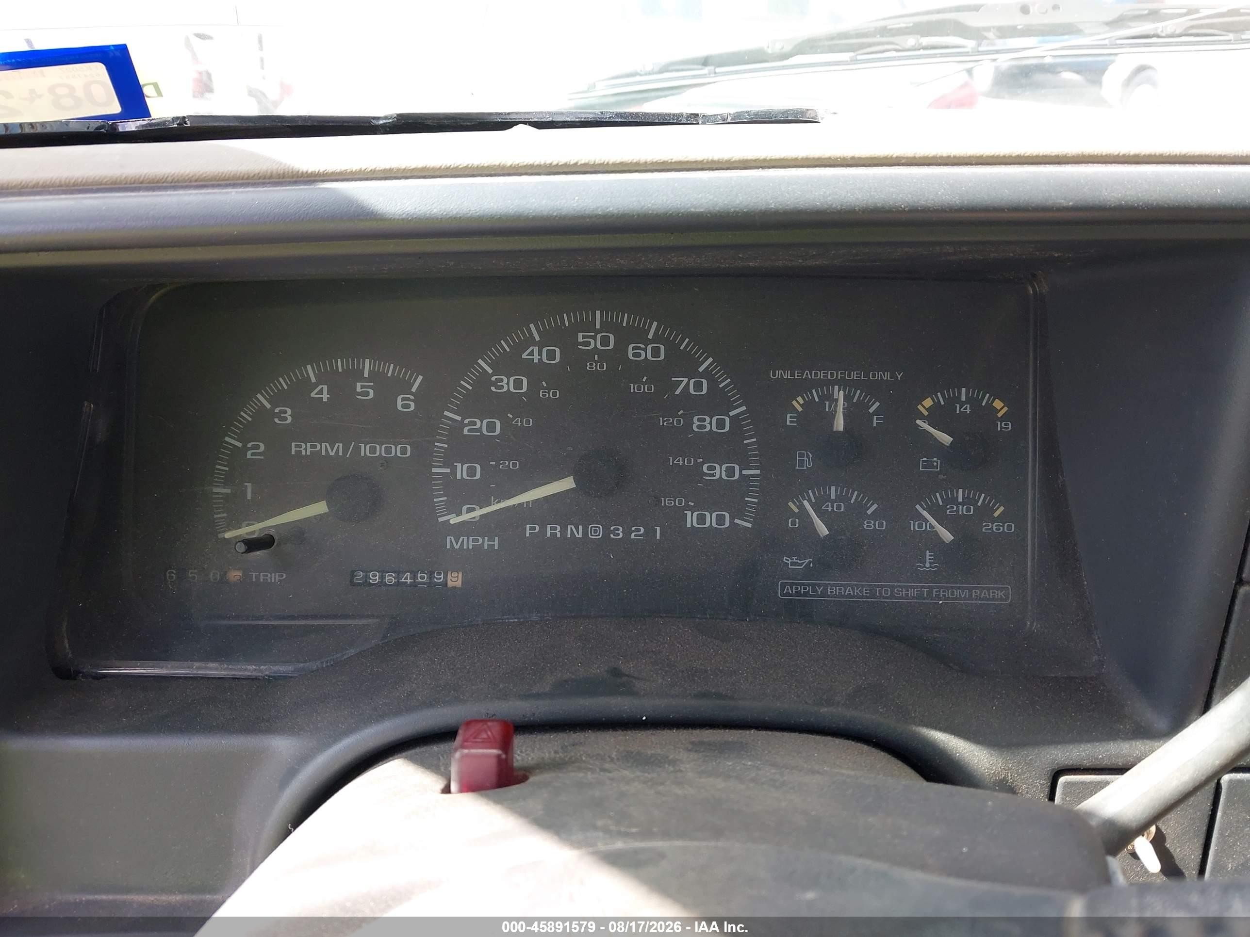 1999 Chevrolet Suburban Lt White vin: 1GNFK16R0XJ477720