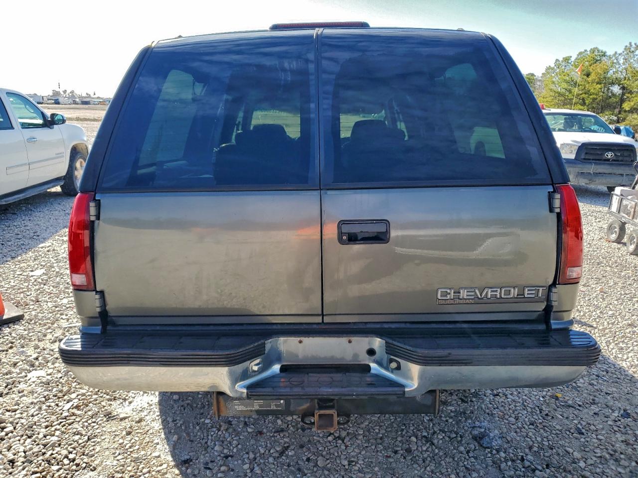 1999 Chevrolet Suburban K1500 Gray vin: 1GNFK16R3XJ573986
