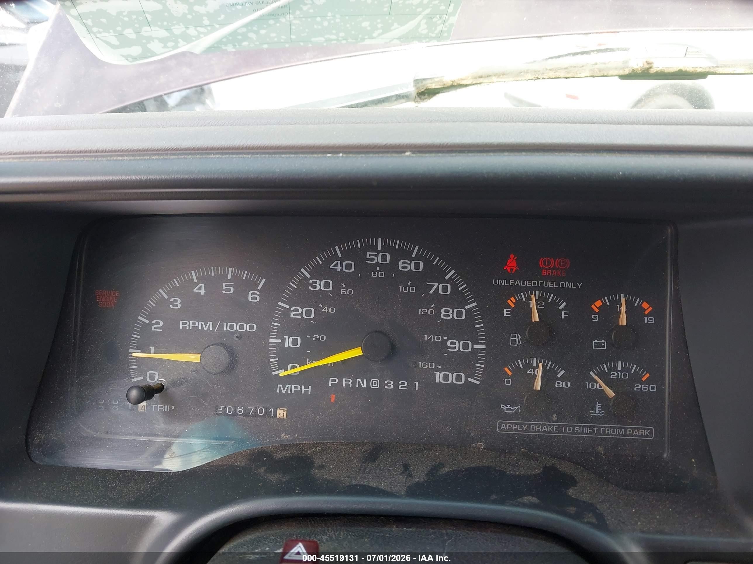 1997 Chevrolet Suburban 1500   Burgundy vin: 1GNFK16R4VJ411801