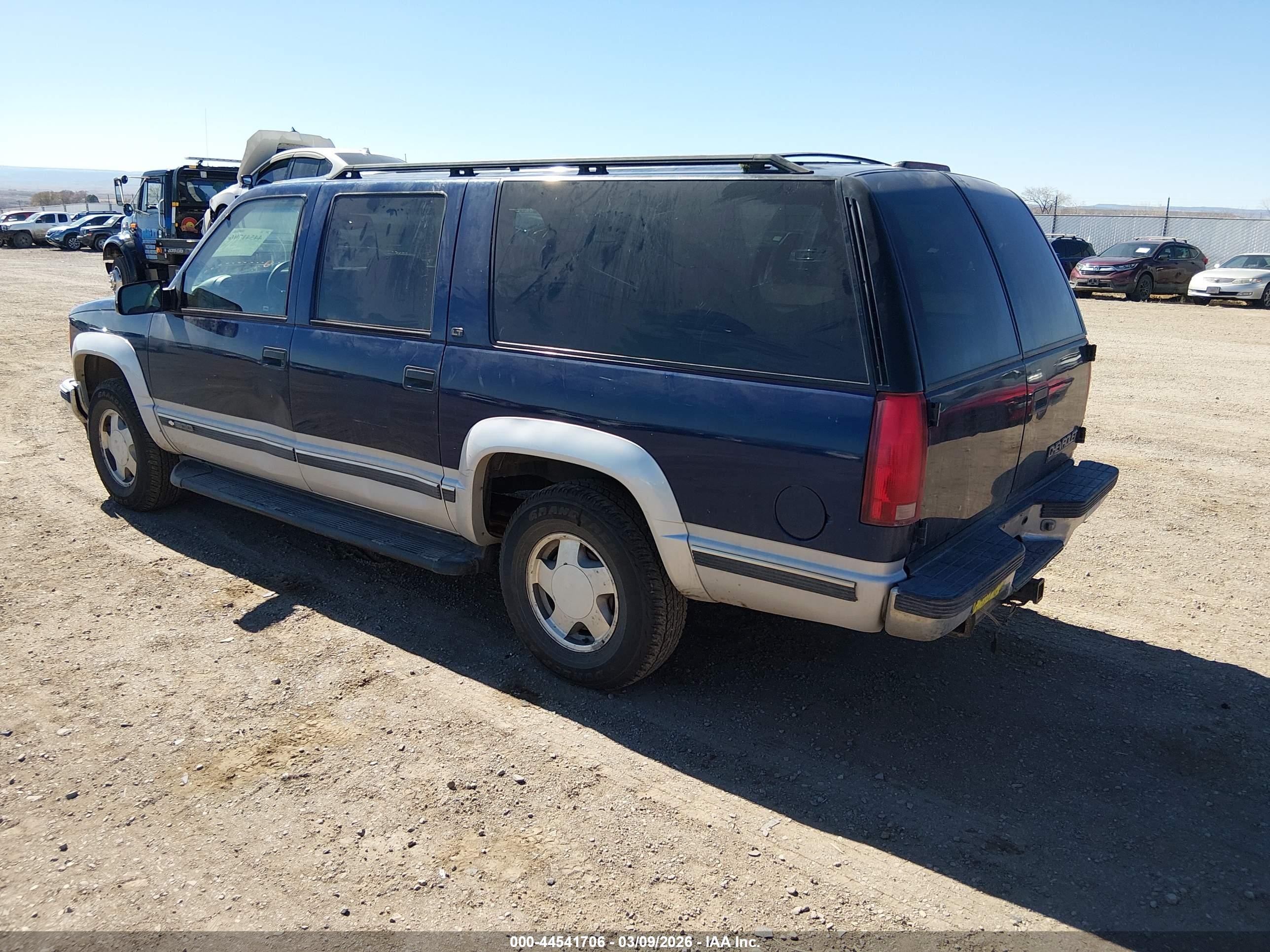 1997 Chevrolet Suburban 1500   Dark Blue vin: 1GNFK16R4VJ429778