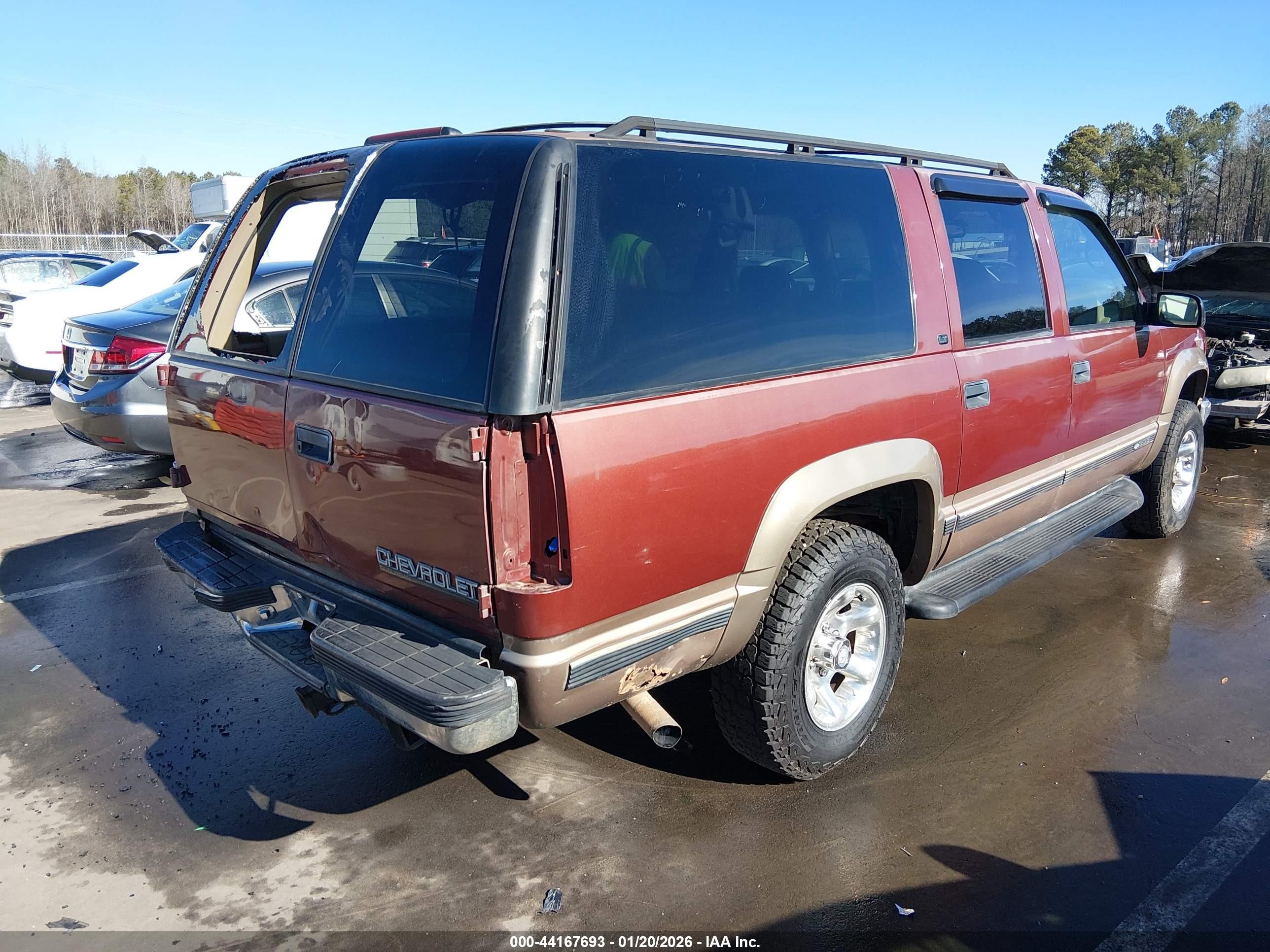 1998 Chevrolet Suburban 1500   Maroon vin: 1GNFK16R5WJ304497