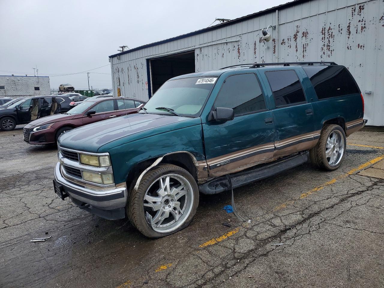 1998 Chevrolet Suburban K1500 Green vin: 1GNFK16R7WJ337064