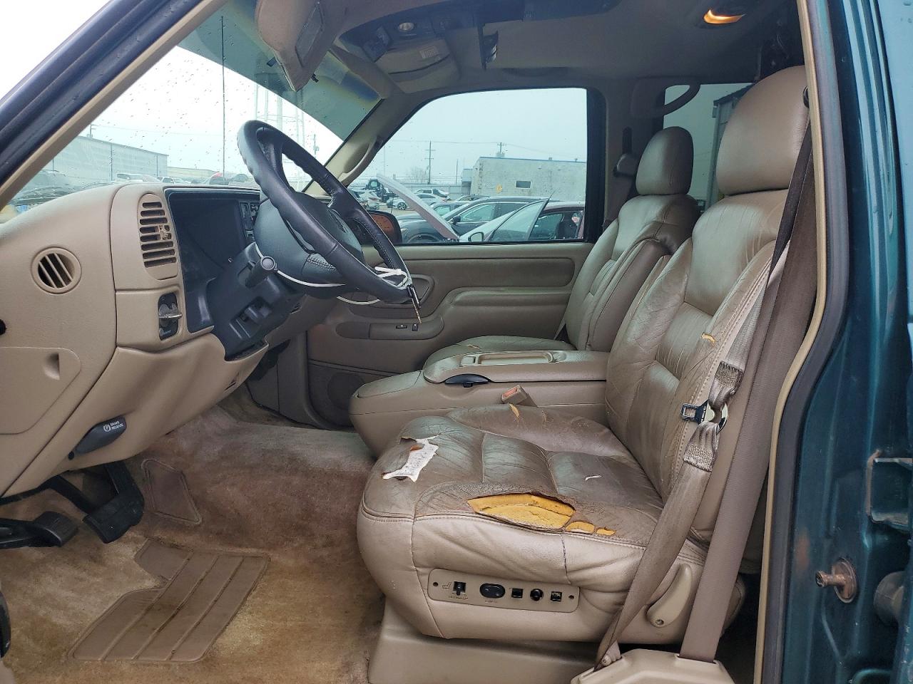1998 Chevrolet Suburban K1500 Green vin: 1GNFK16R7WJ337064