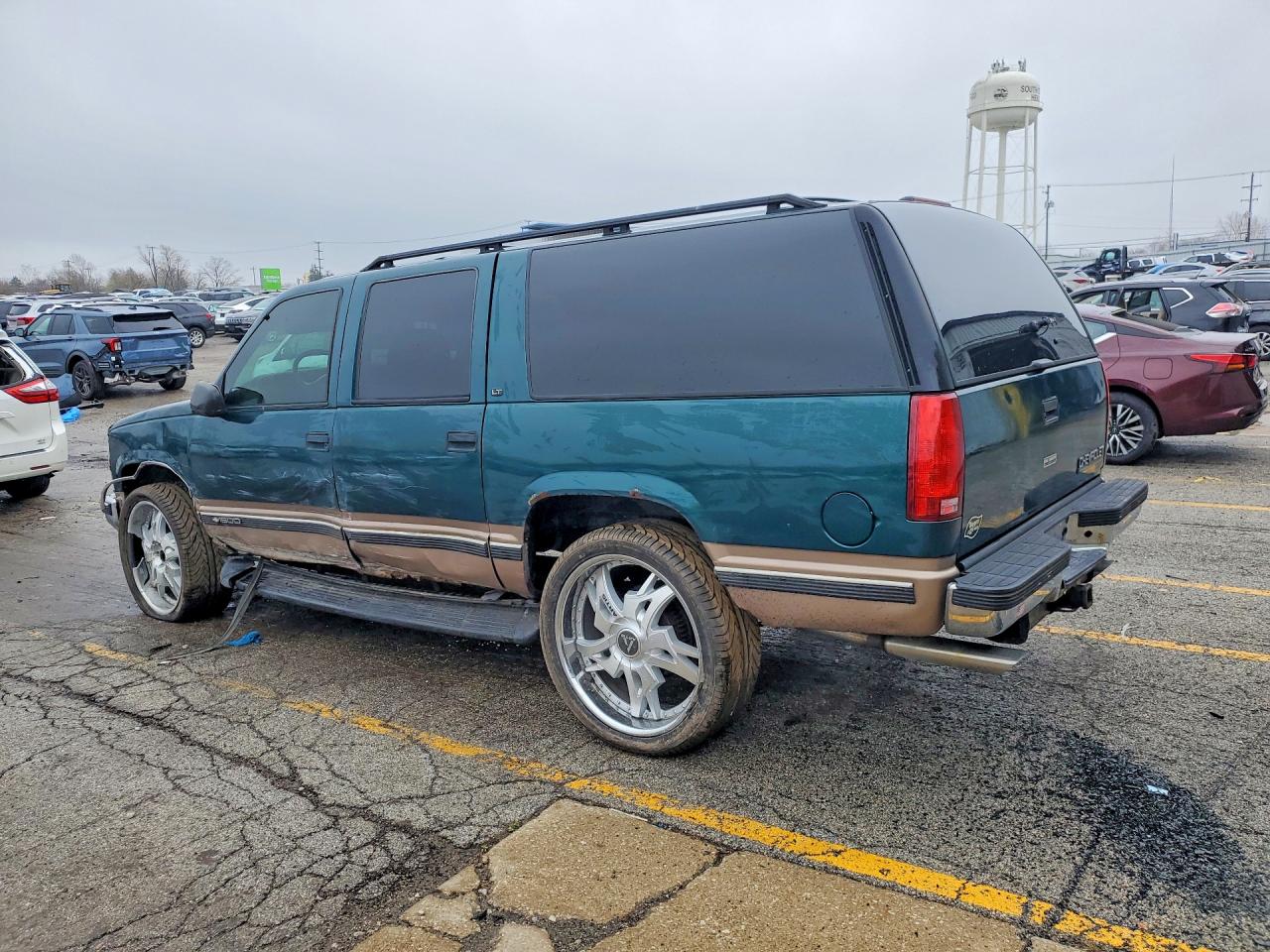 1998 Chevrolet Suburban K1500 Green vin: 1GNFK16R7WJ337064