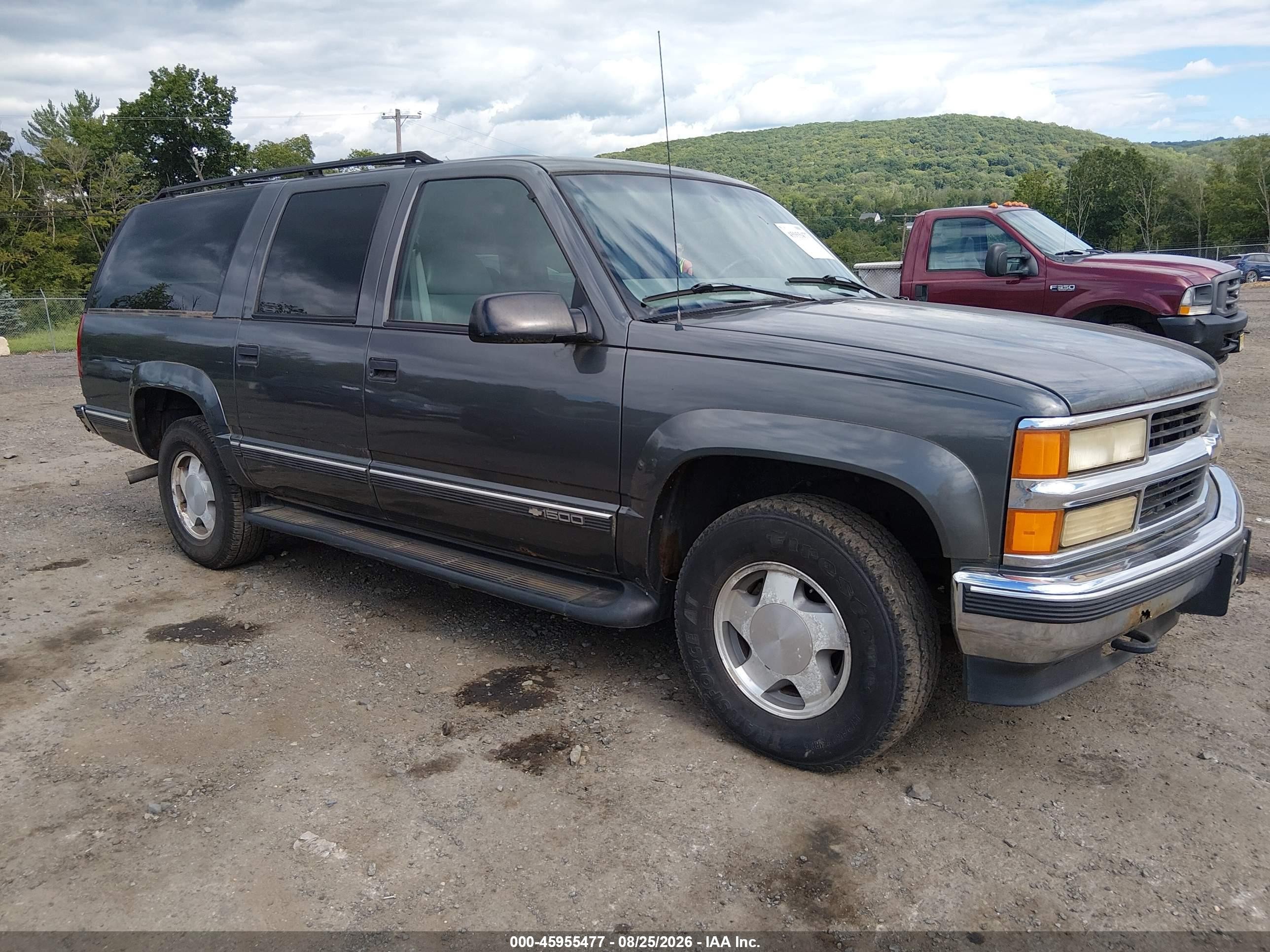 1999 Chevrolet Suburban 1500 Lt Серый vin: 1GNFK16R8XJ362735