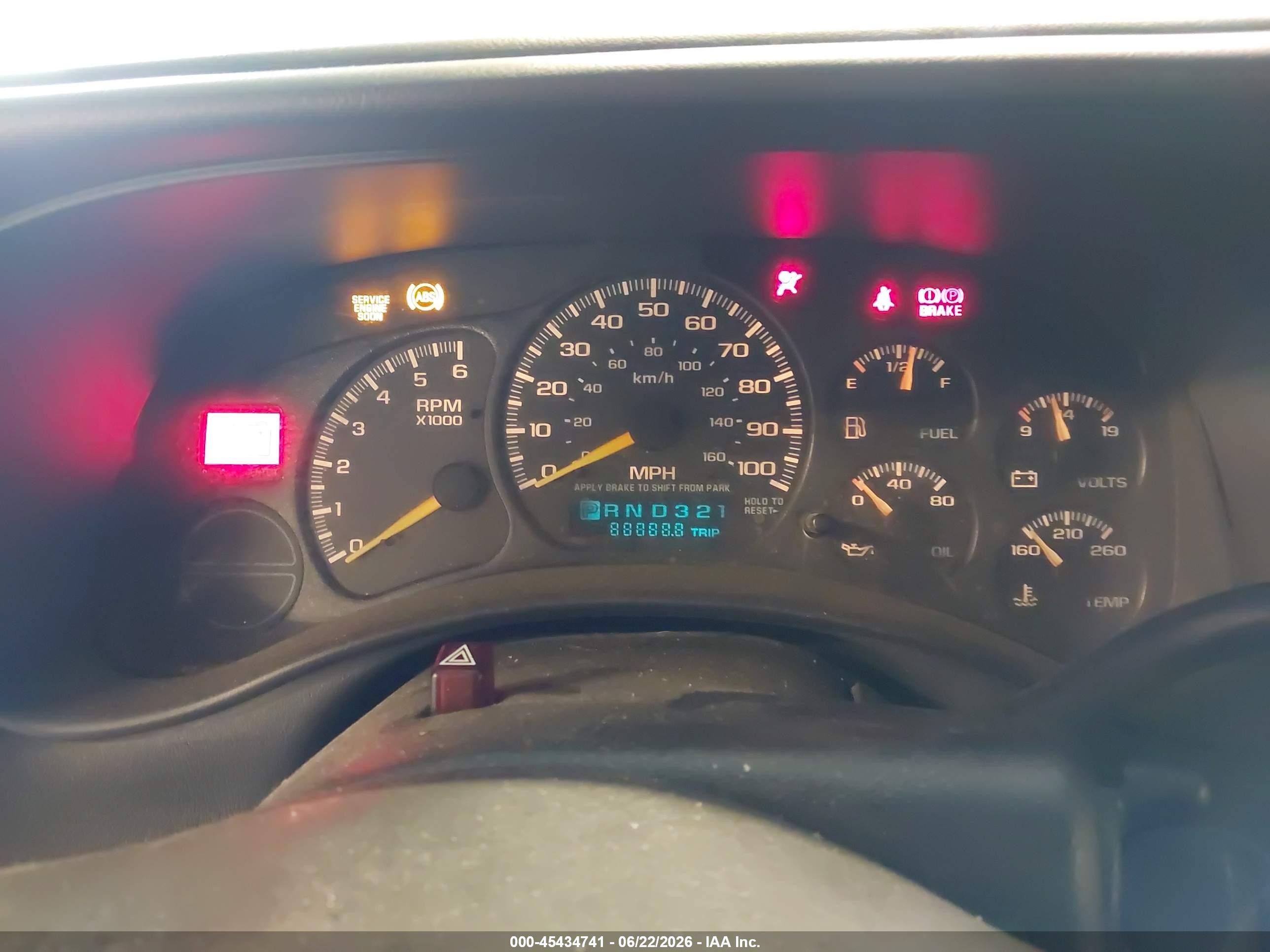 2001 Chevrolet Suburban 1500 Lt White vin: 1GNFK16T51J167632