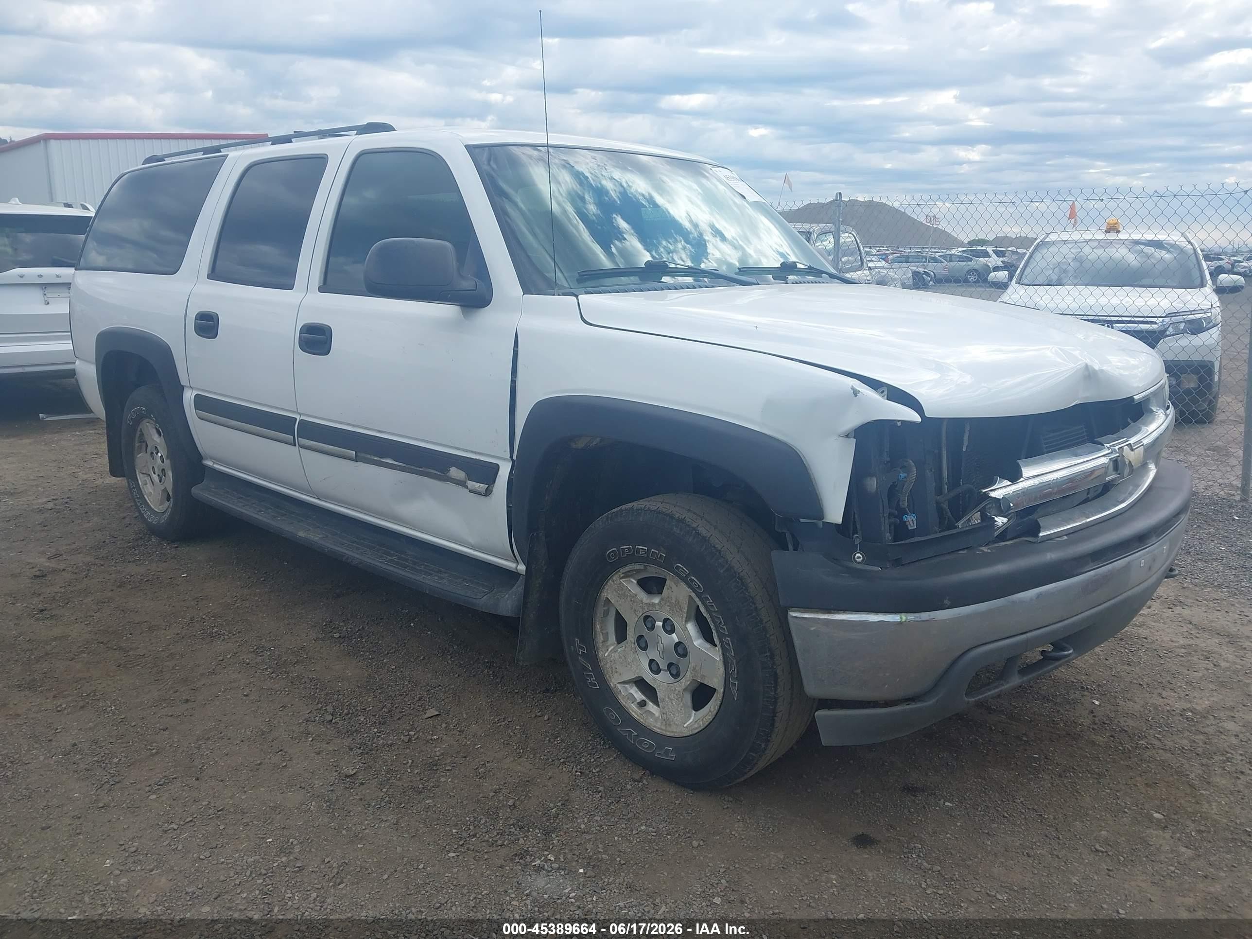 2004 Chevrolet Suburban 1500 Ls White vin: 1GNFK16Z24J245079