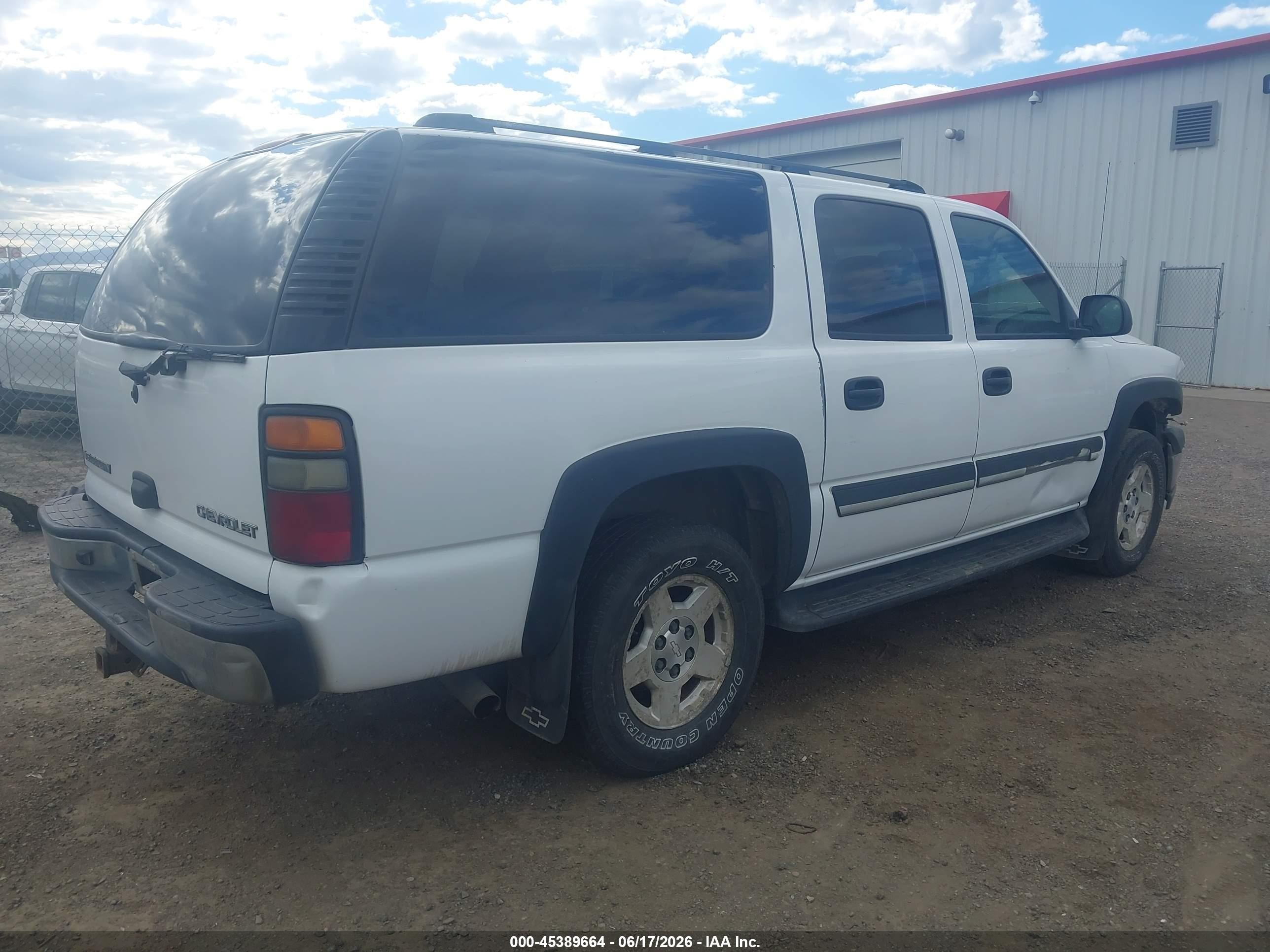 2004 Chevrolet Suburban 1500 Ls White vin: 1GNFK16Z24J245079