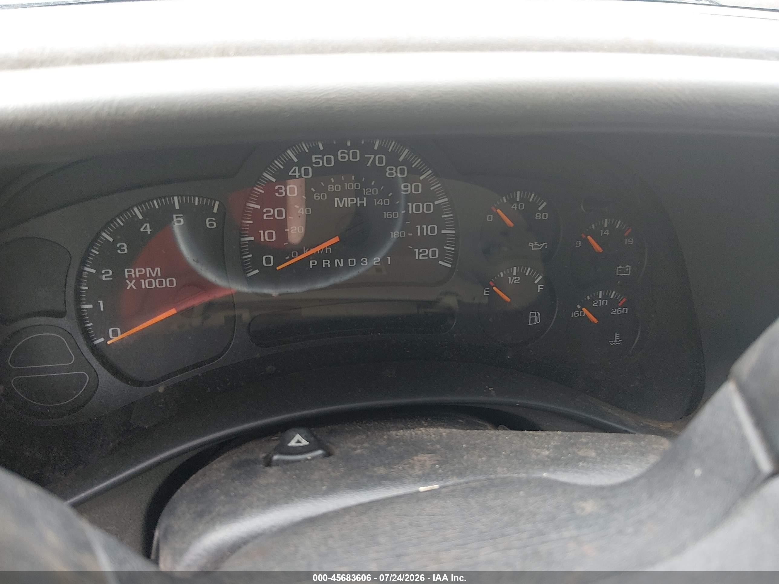 2004 Chevrolet Suburban 1500 Ls Silver vin: 1GNFK16Z44R112342