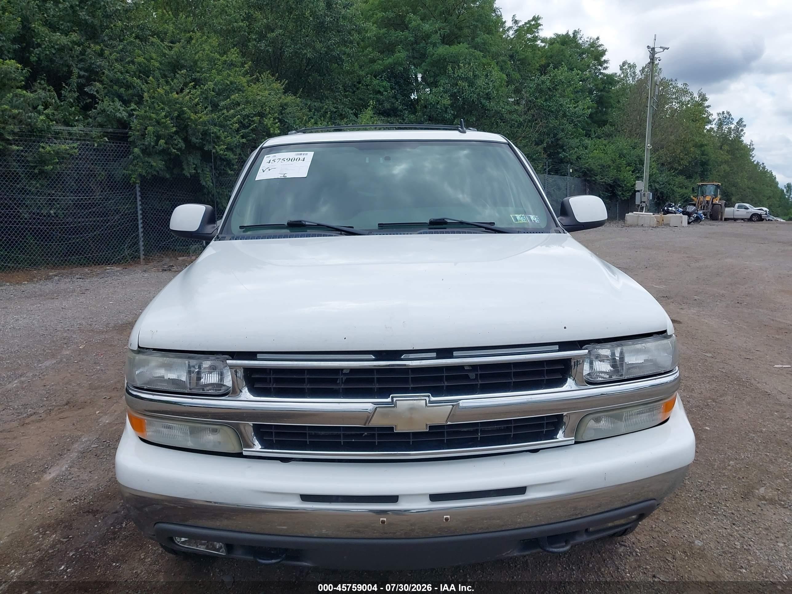 2006 Chevrolet Suburban 1500 Lt White vin: 1GNFK16Z46J121575