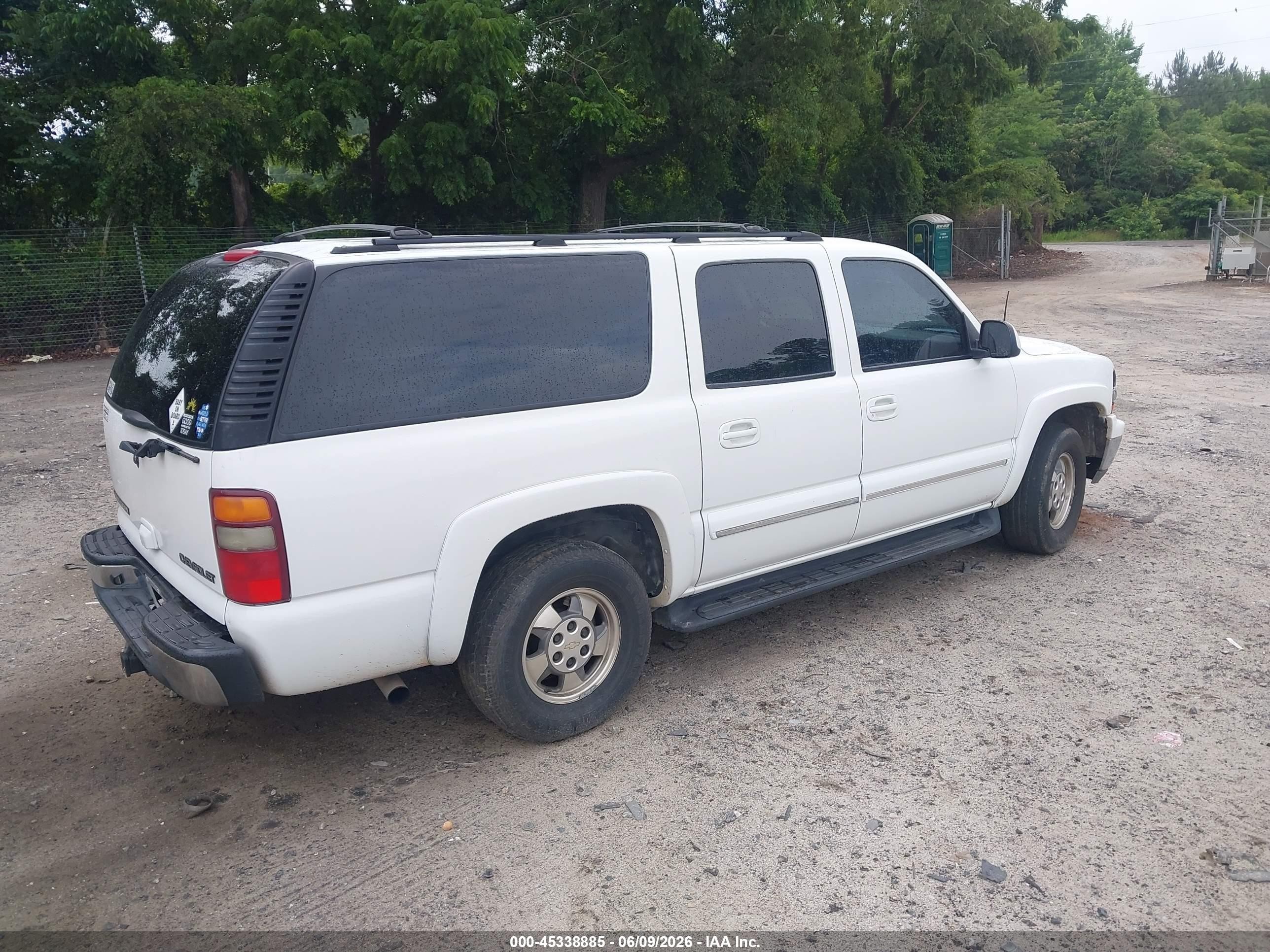 2002 Chevrolet Suburban 1500 Lt White vin: 1GNFK16Z52J192049