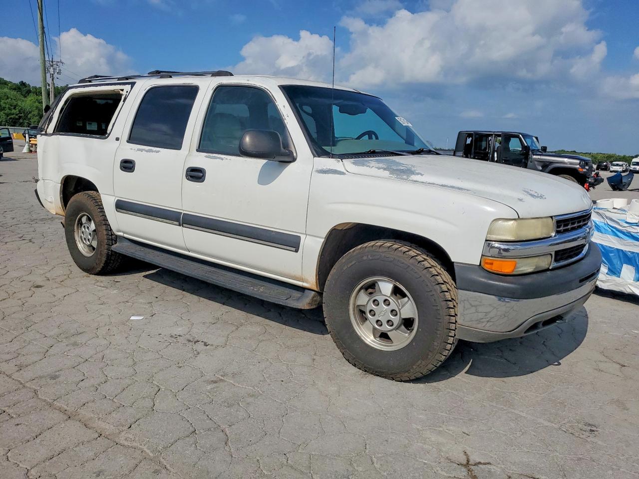 2002 Chevrolet Suburban K1500 White vin: 1GNFK16ZX2J124703