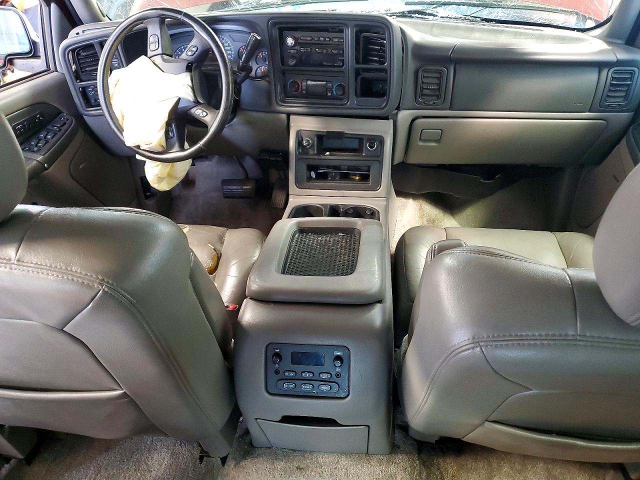 2003 Chevrolet Suburban K1500 Red vin: 1GNFK16ZX3J265854