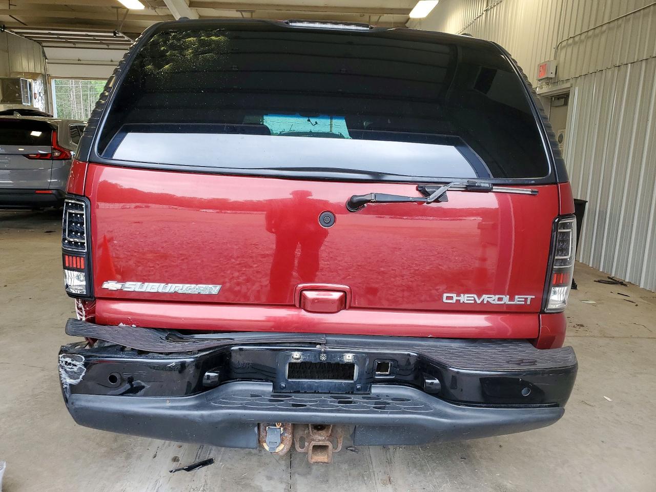 2003 Chevrolet Suburban K1500 Red vin: 1GNFK16ZX3J265854