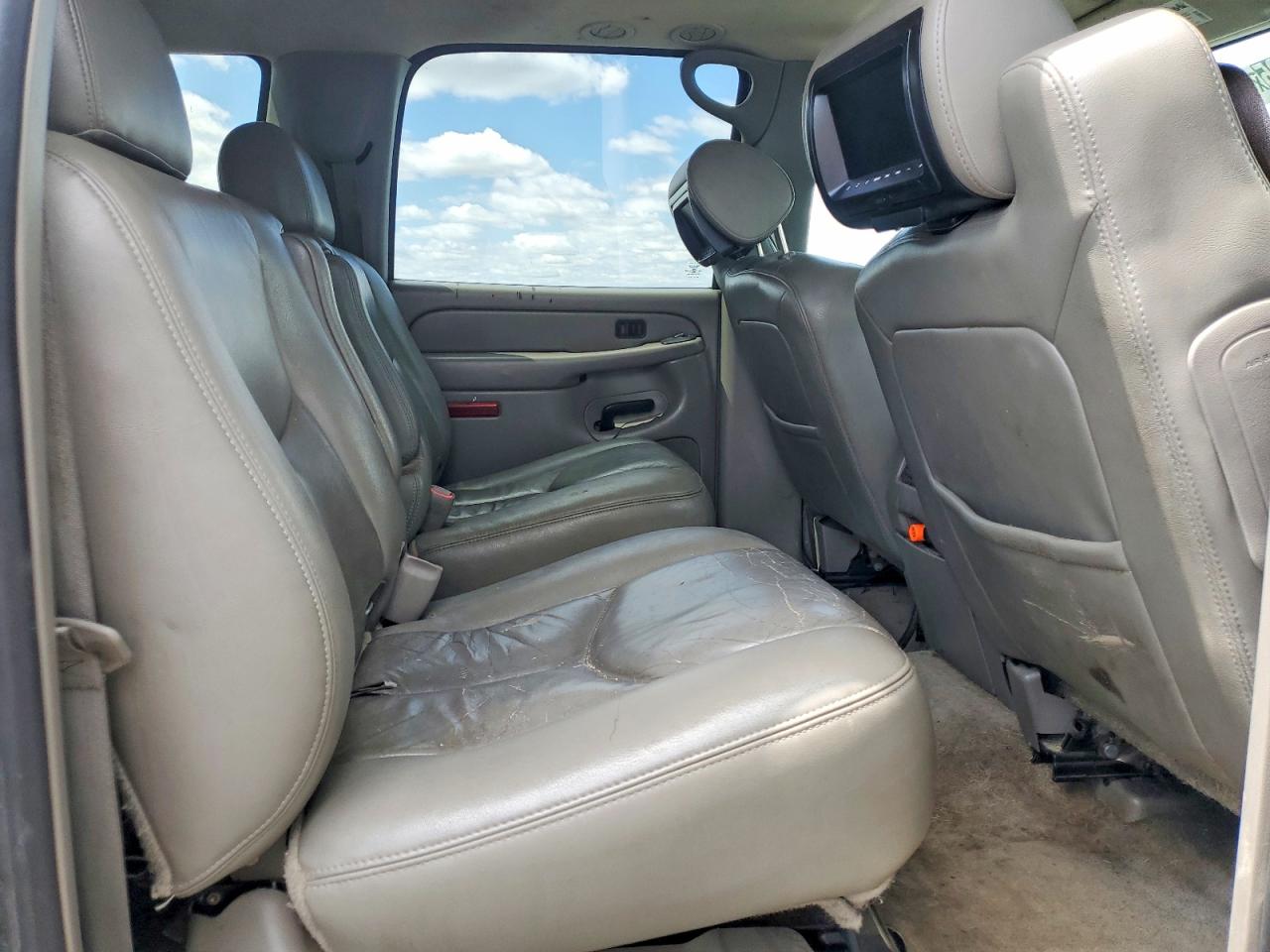 2006 Chevrolet Suburban K1500 Black vin: 1GNFK16ZX6J169176