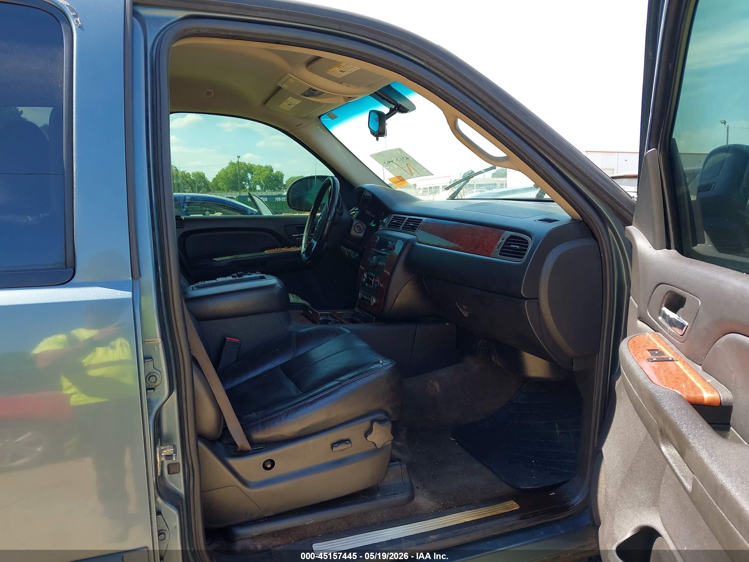 2009 Chevrolet Tahoe Lt2 Gray vin: 1GNFK23039R101917
