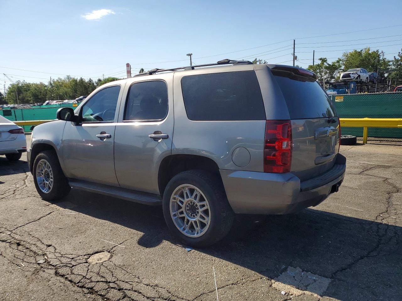 2009 Chevrolet Tahoe K1500 Lt Серый vin: 1GNFK23089R229246