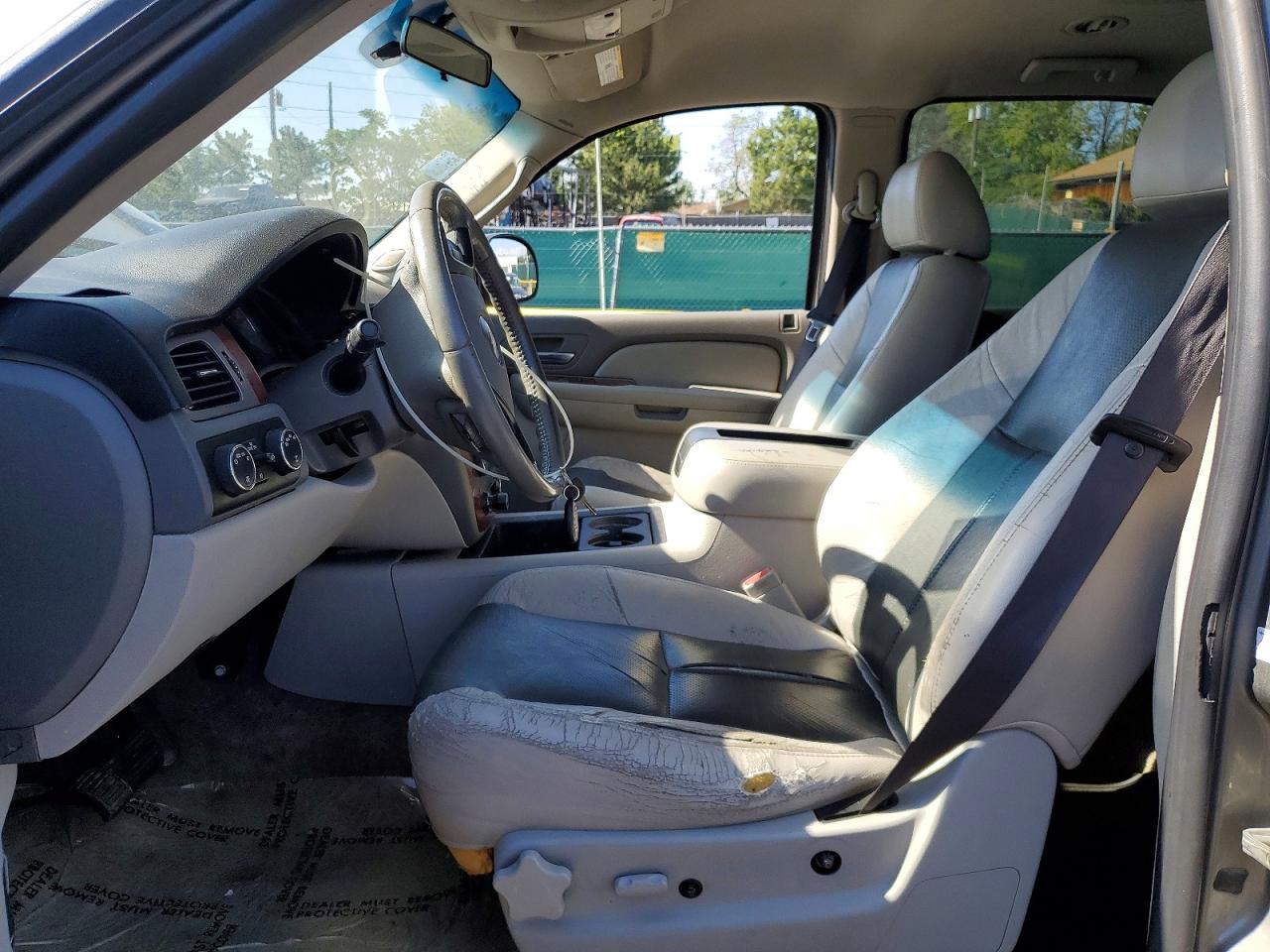 2009 Chevrolet Tahoe K1500 Lt Серый vin: 1GNFK23089R229246
