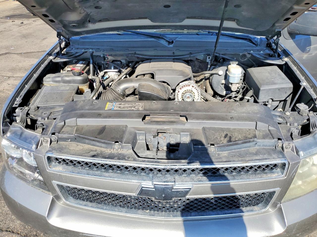2009 Chevrolet Tahoe K1500 Lt Серый vin: 1GNFK23089R229246